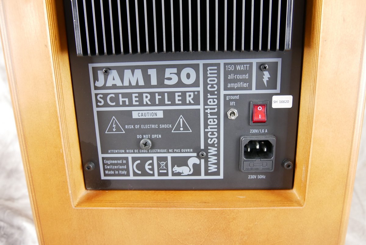 Schertler-Jam-150-Amp-007.JPG