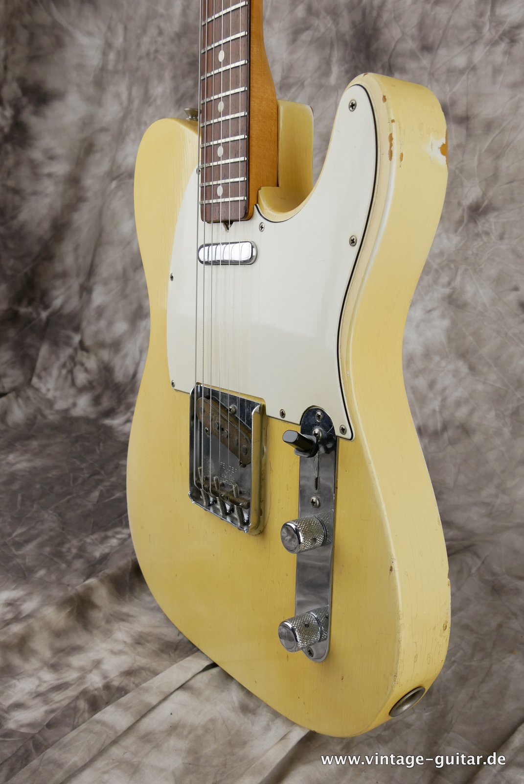 Fender-Telecaster-1966-olympic-white-006.JPG