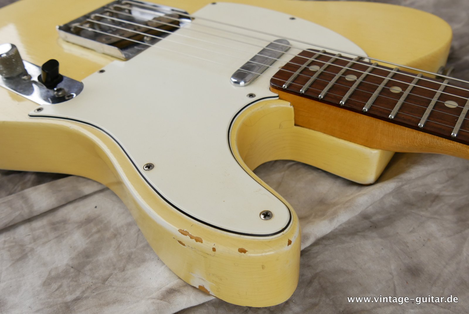 Fender-Telecaster-1966-olympic-white-016.JPG