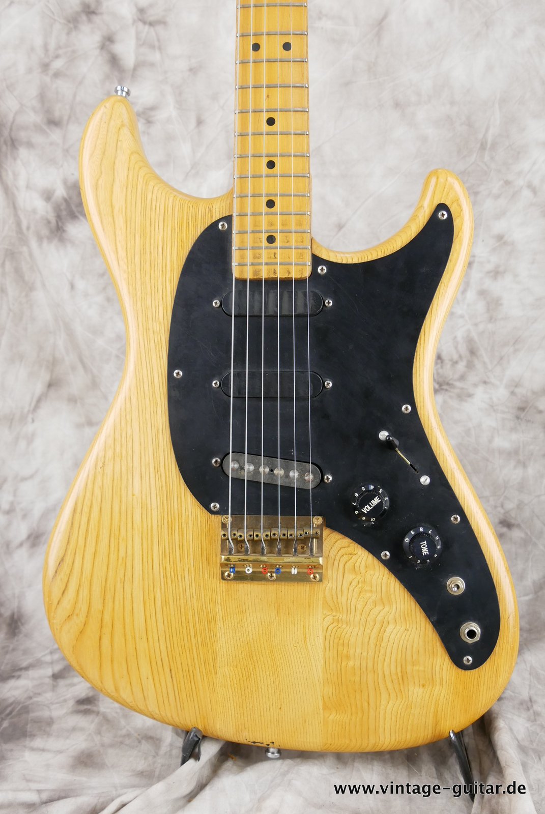 Cimar-2096NT-guitar-1980-002.JPG