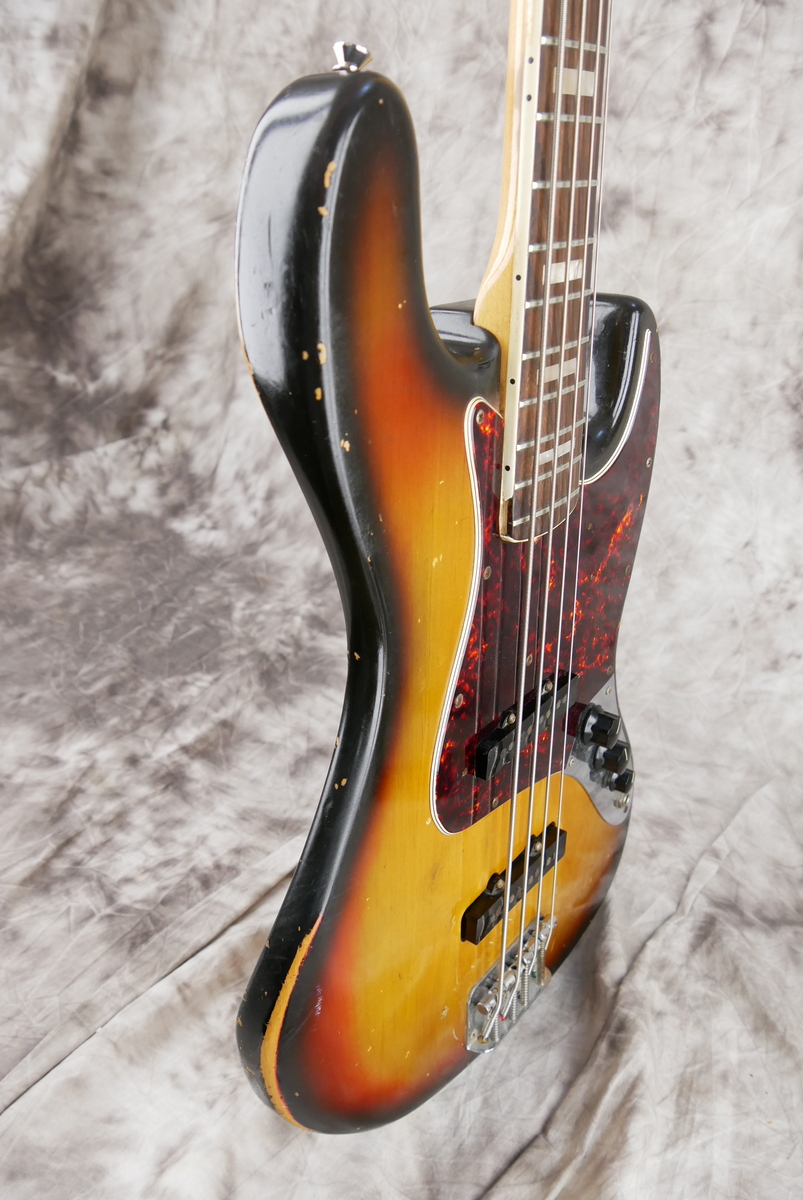 Fender_Jazz_Bass_sunburst_1972-005.JPG