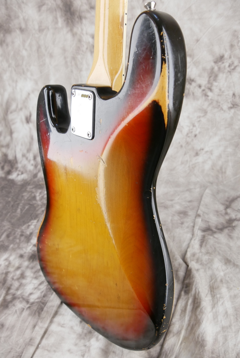 Fender_Jazz_Bass_sunburst_1972-008.JPG