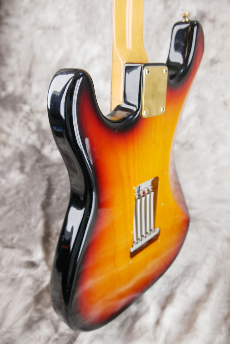 Fender_Stratocaster_SRV_sunburst_Joe_Barden_1993-007.JPG