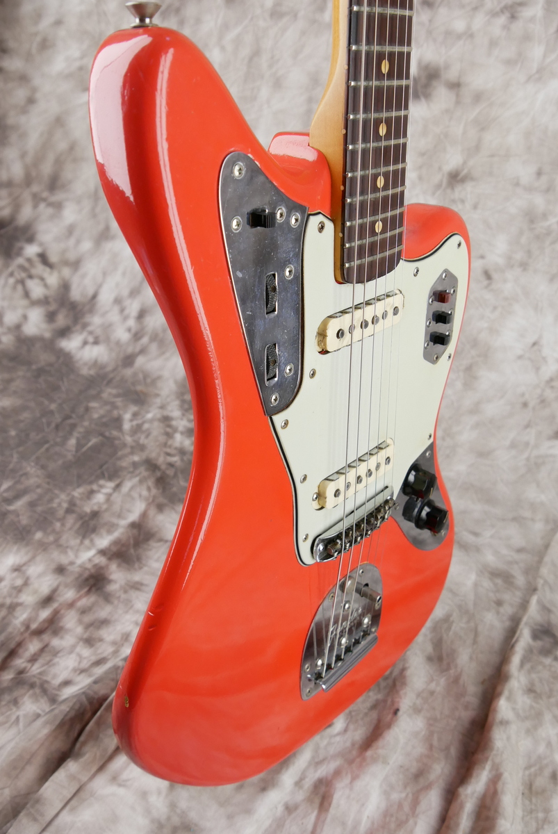 Fender_Jaguar_fiesta_red_refinish_1964-005.JPG