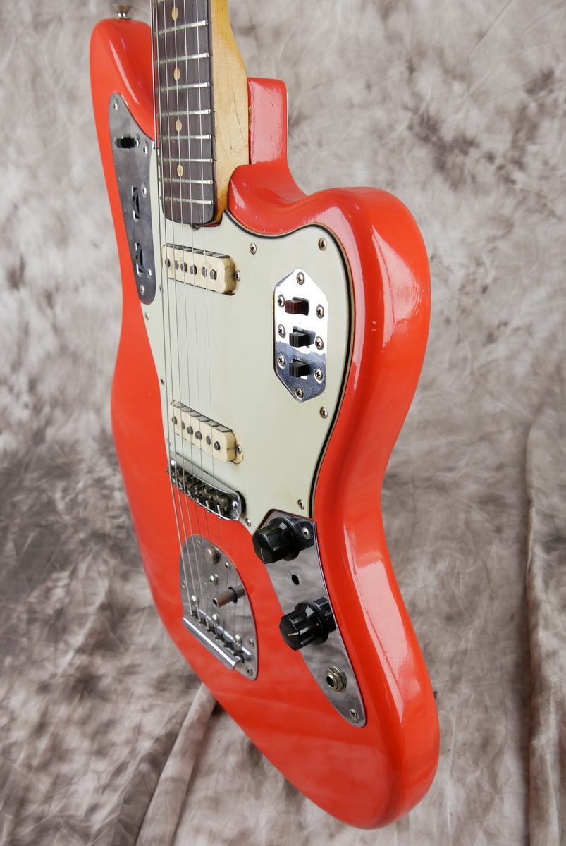 Fender_Jaguar_fiesta_red_refinish_1964-006.JPG