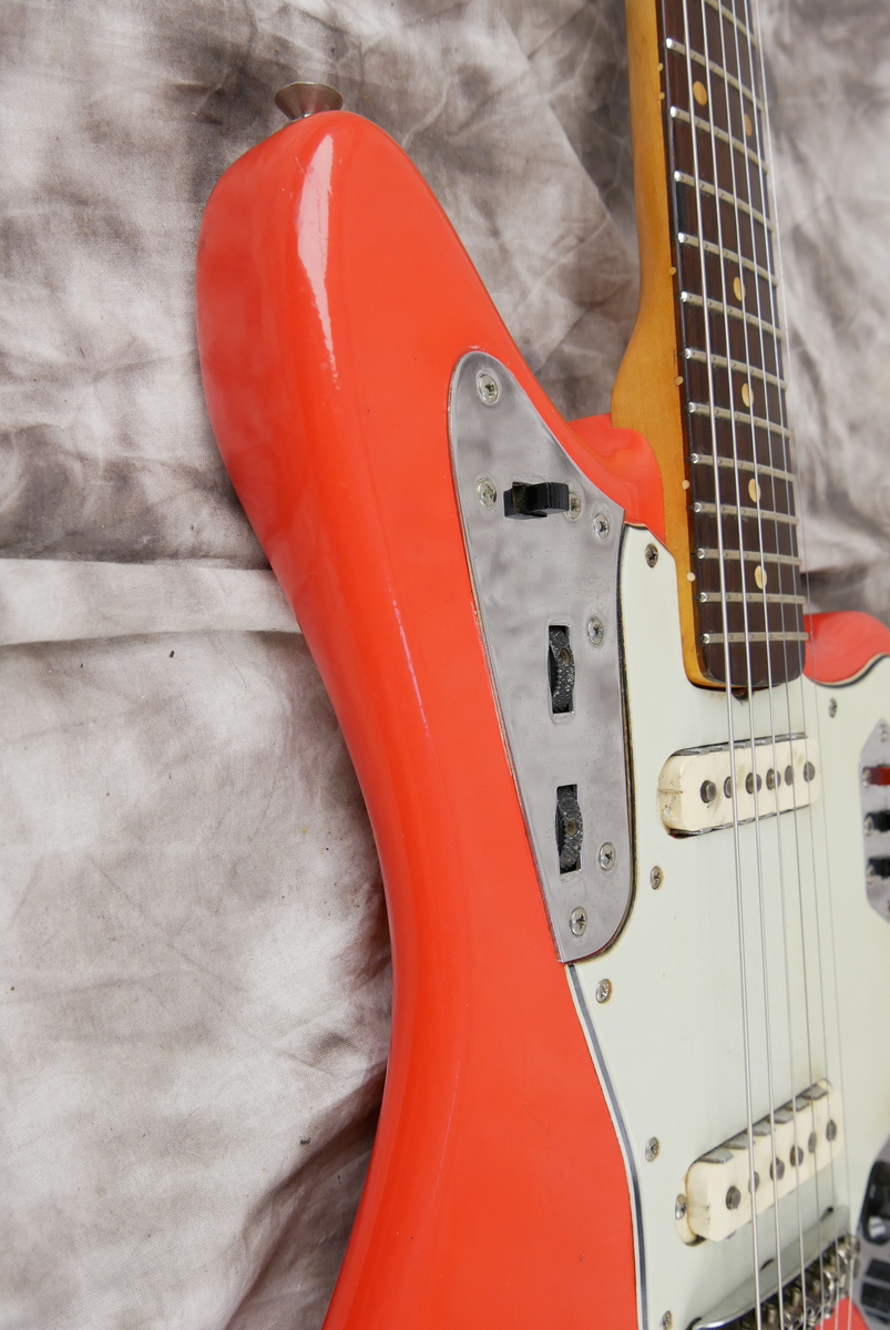 Fender_Jaguar_fiesta_red_refinish_1964-015.JPG