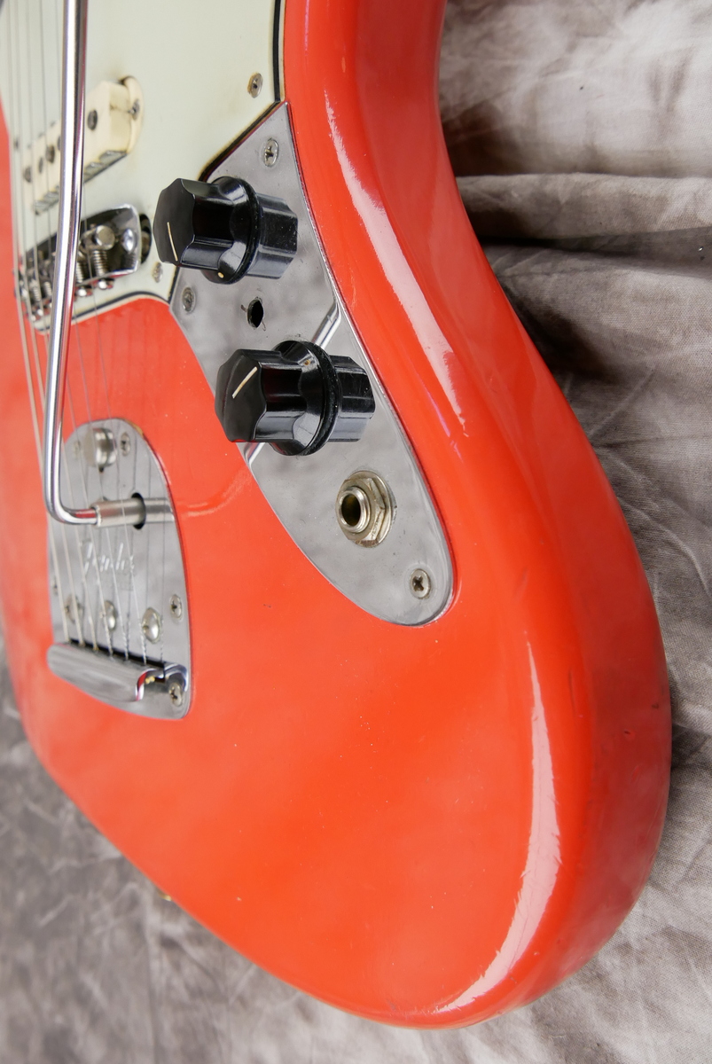 Fender_Jaguar_fiesta_red_refinish_1964-019.JPG