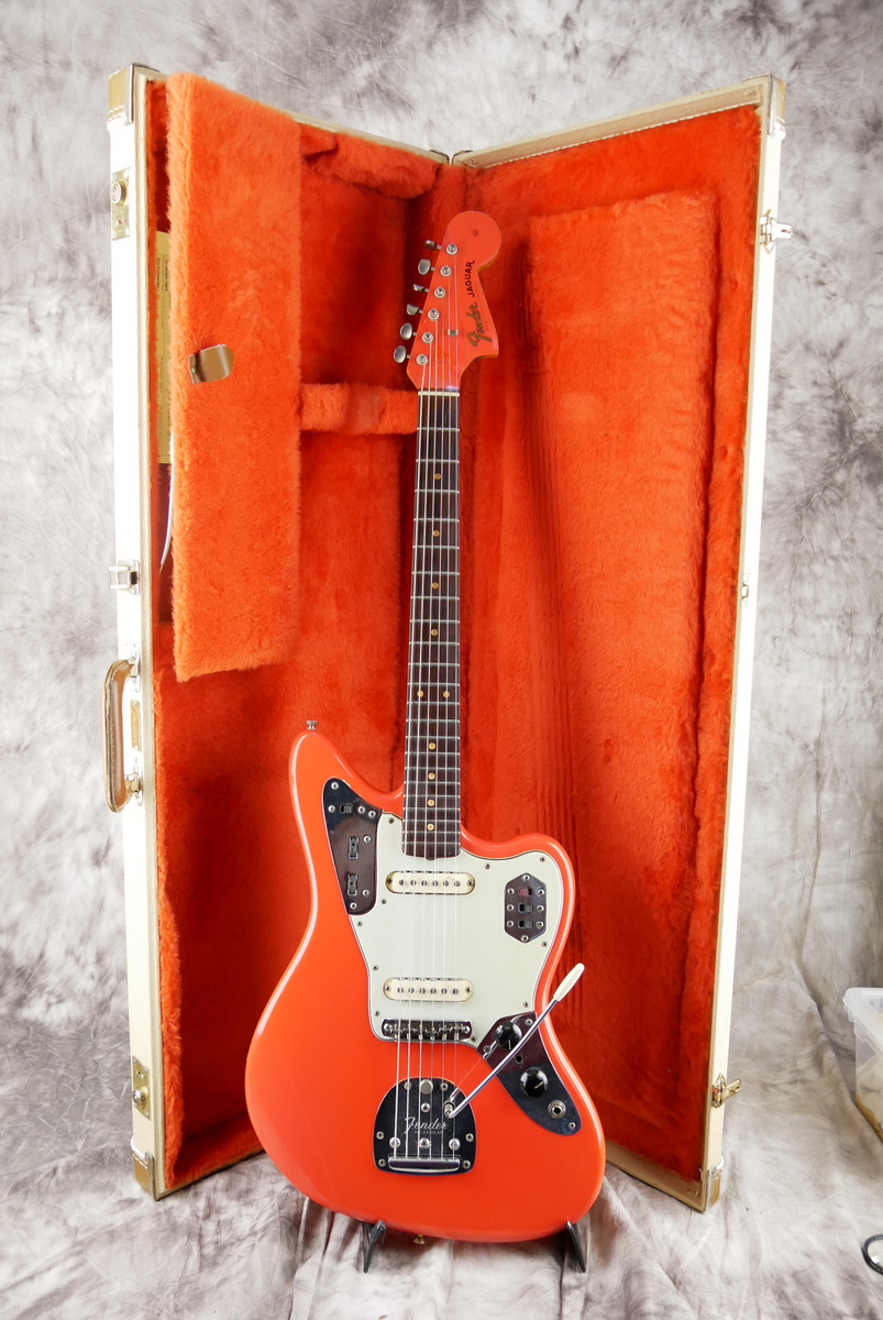 Fender_Jaguar_fiesta_red_refinish_1964-020.JPG