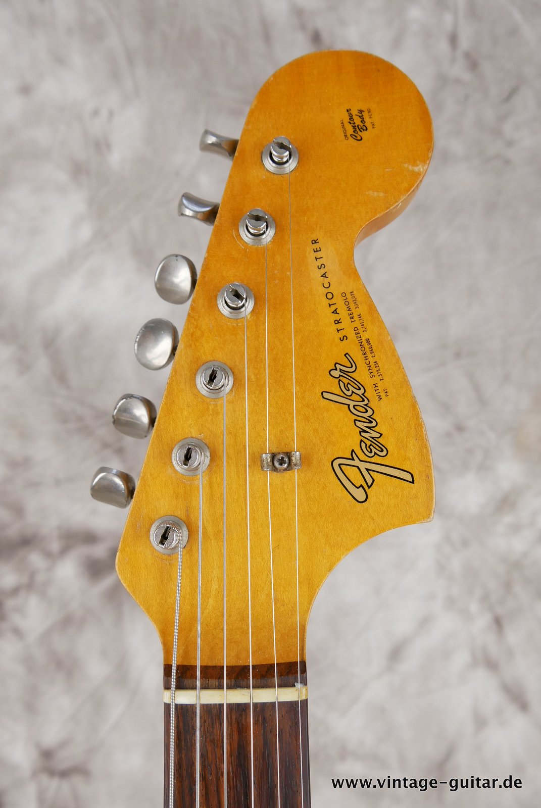 Fender_Stratocaster_olympic_white_refinish_1966-009.JPG