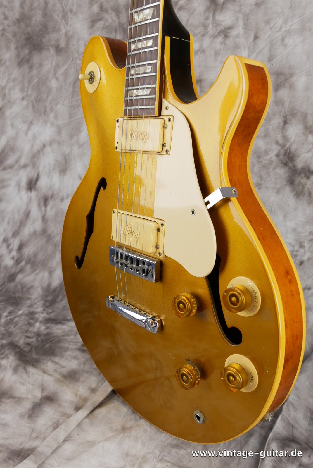 Gibson_Les_Paul_signature_goldtop_1973-006.JPG