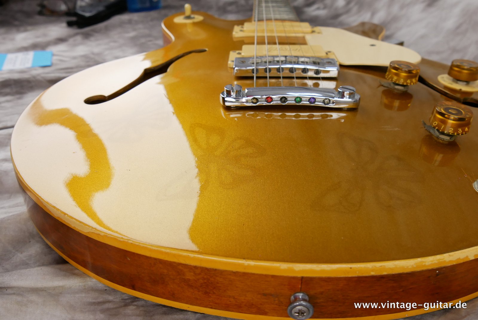 Gibson_Les_Paul_signature_goldtop_1973-018.JPG
