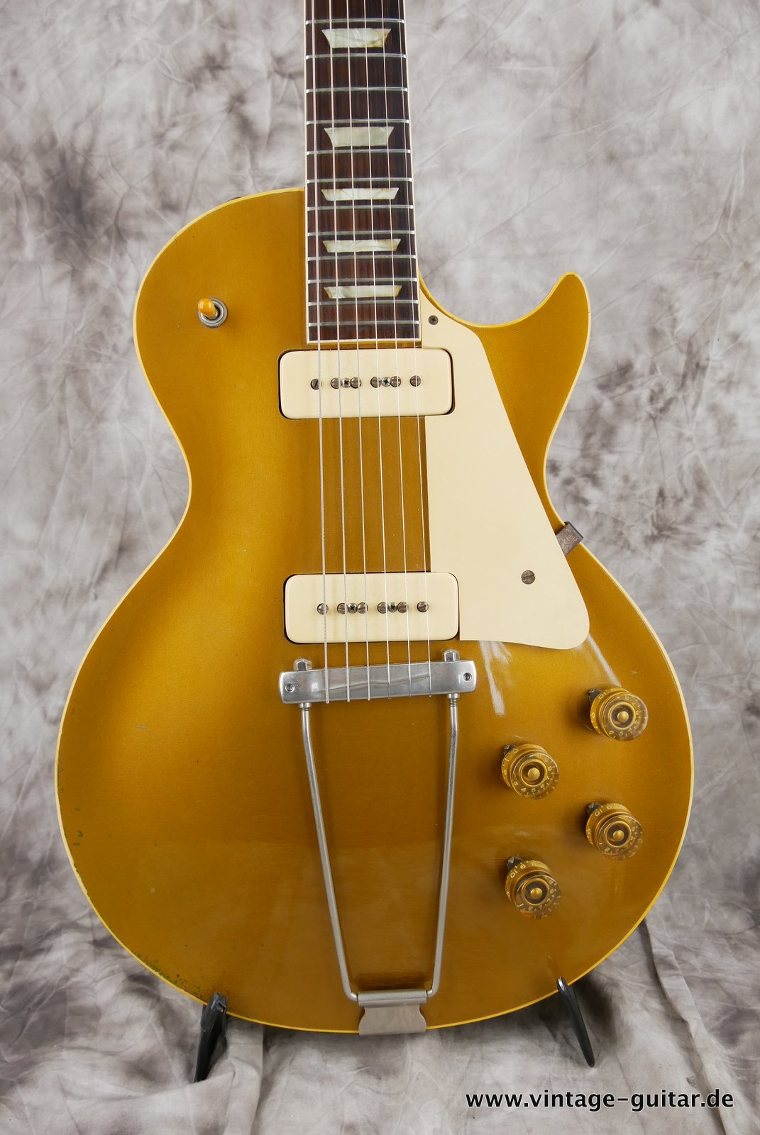 Gibson-Les-Paul-Goldtop-1952-002.JPG