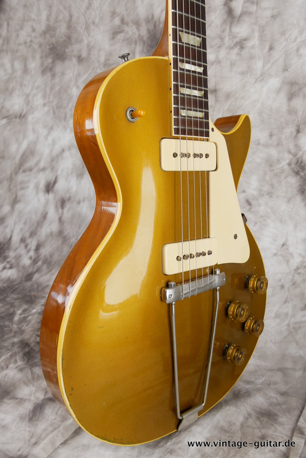 Gibson-Les-Paul-Goldtop-1952-005.JPG