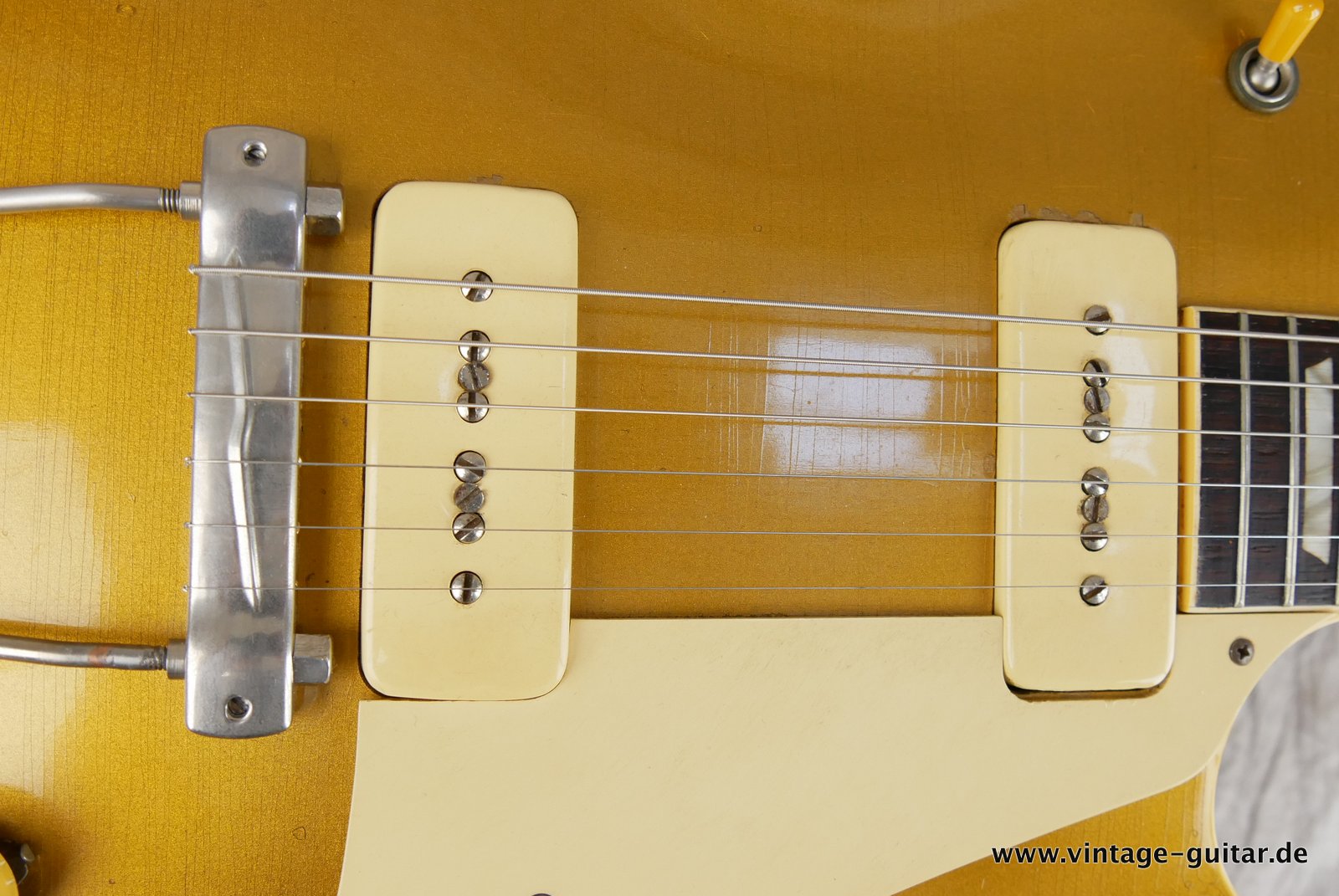 Gibson-Les-Paul-1952-goldtop-014.JPG
