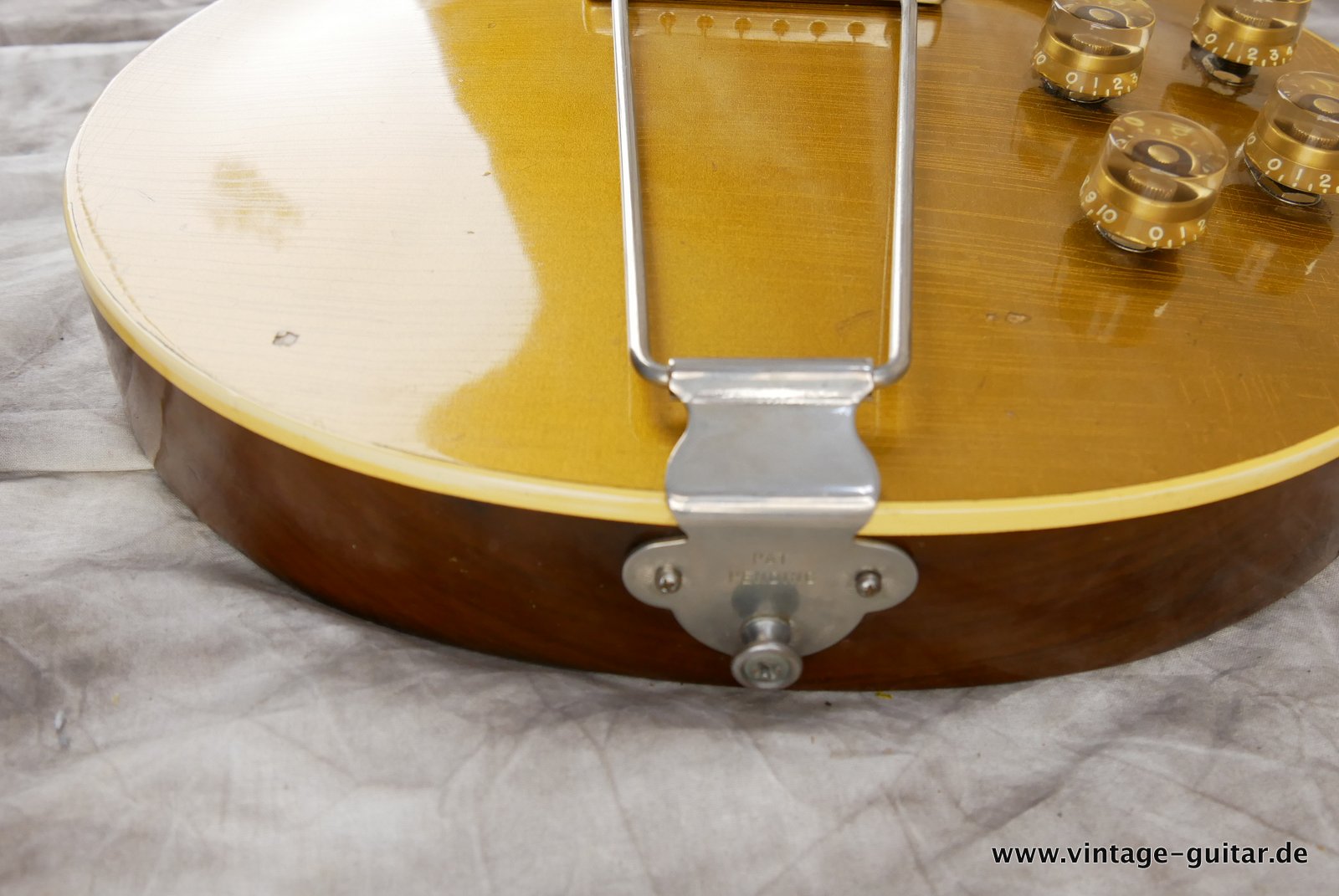 Gibson-Les-Paul-1952-goldtop-022.JPG