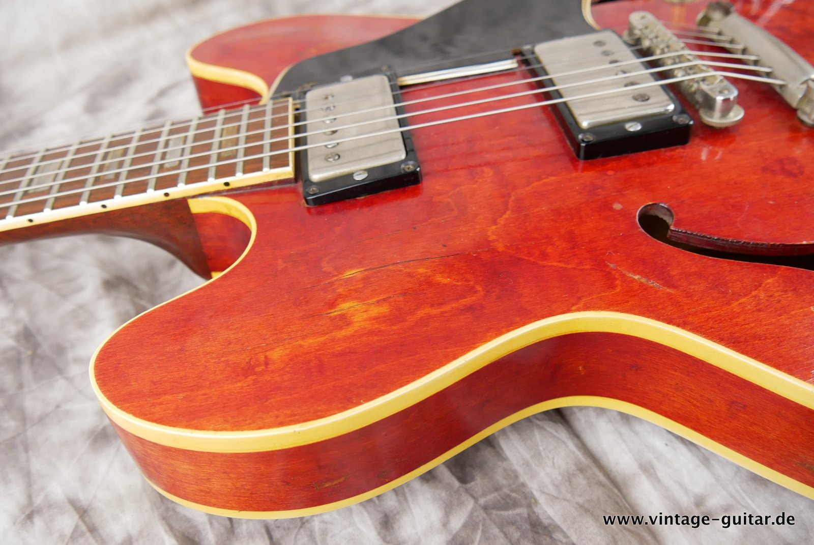 Gibson_ES-335-TDC-1964-like-Eric-Claptons-026.JPG