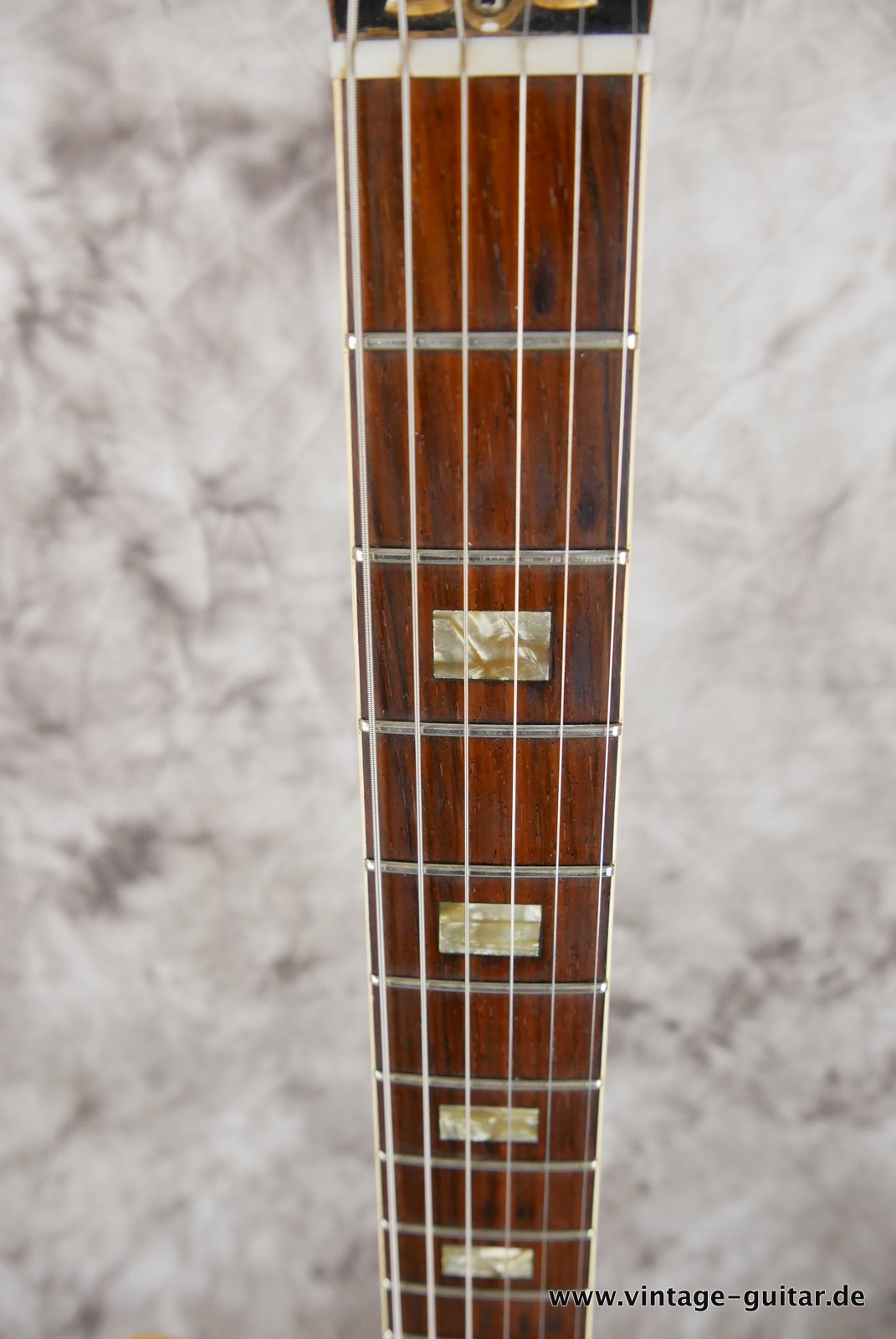 Gibson-ES-330-TD-1963-sunburst-013.JPG