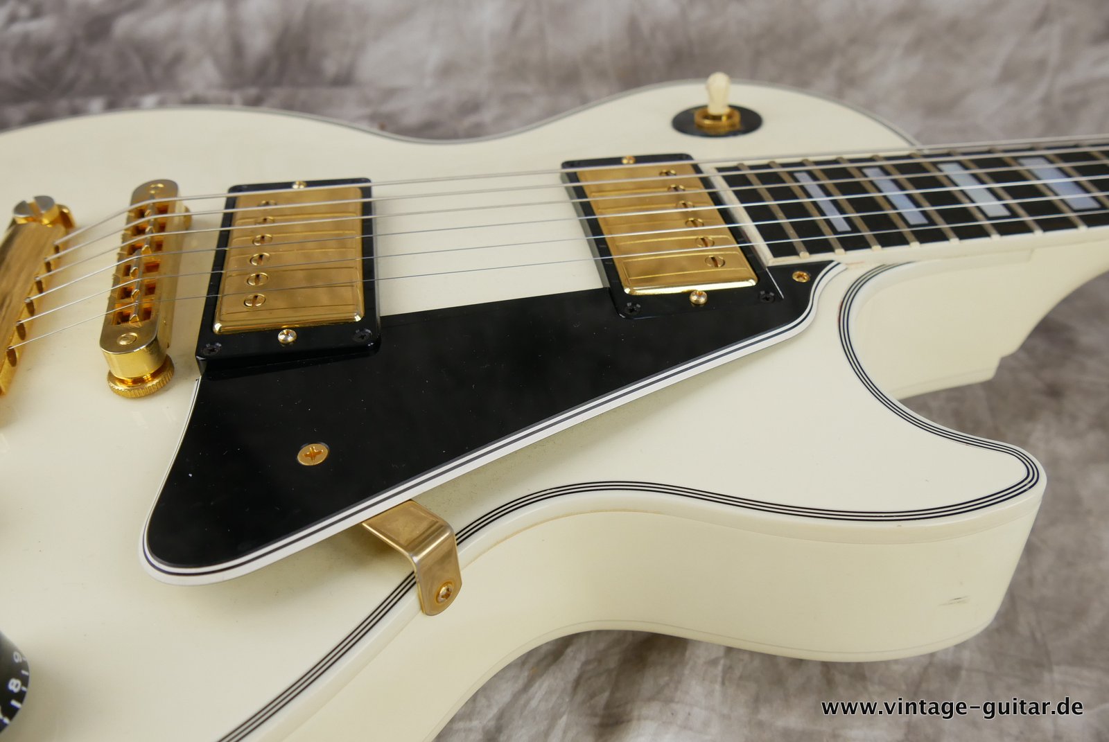 Gibson-Les-Paul-Custom-CS-white-2007-018.JPG
