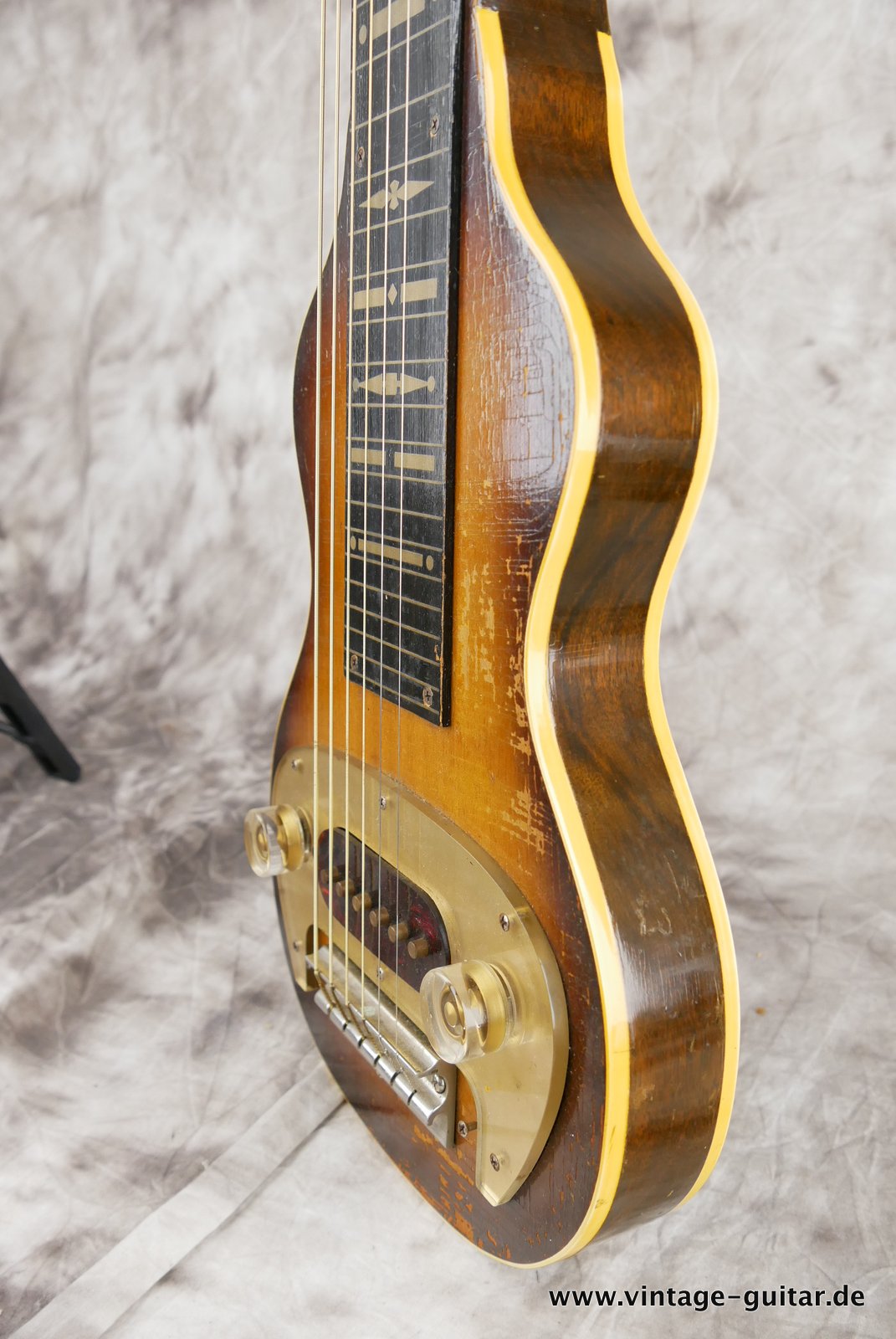 Gibson-BR-4-Lapsteel-1947-005.JPG