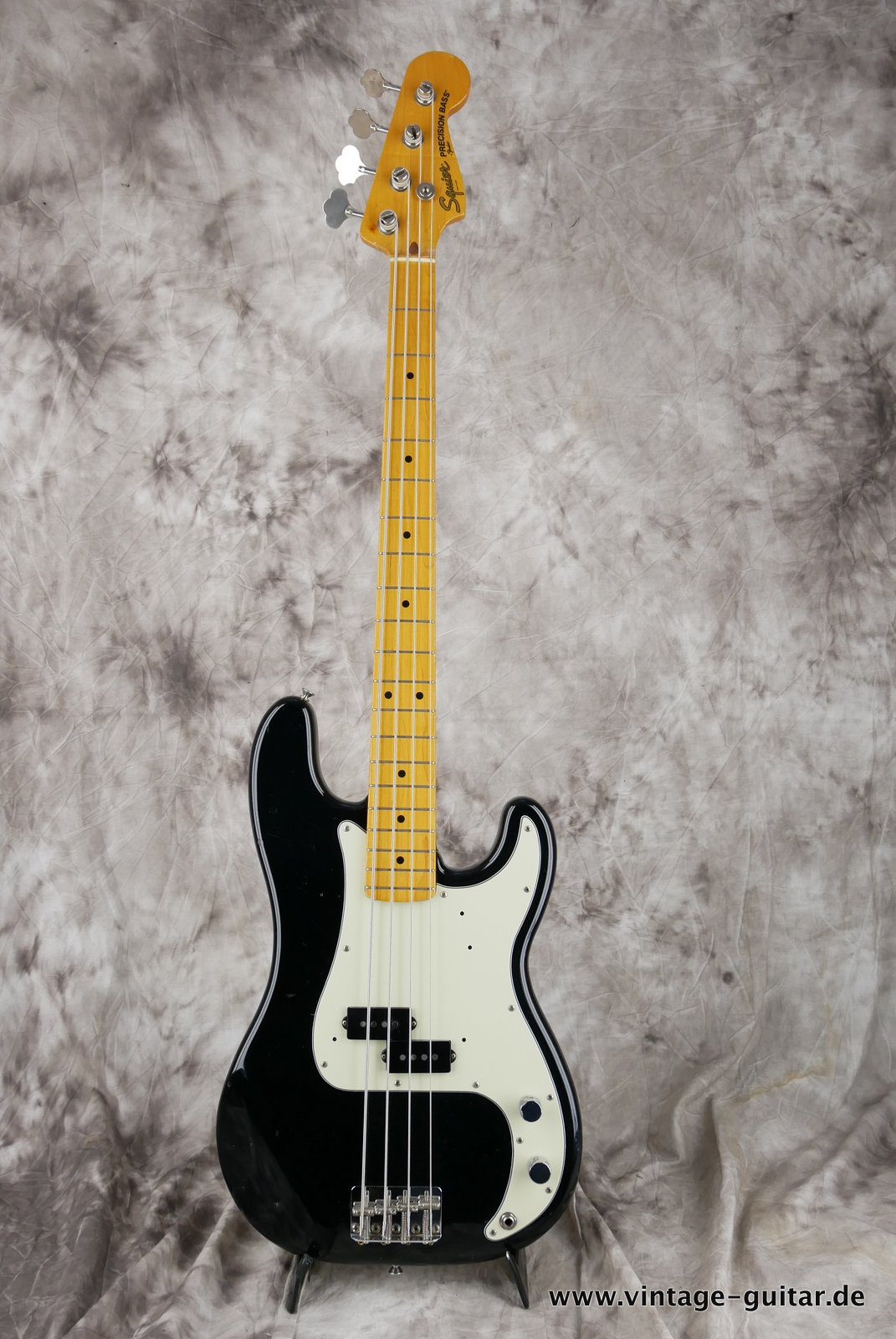 Fender-Squier-JV-Series-Precision-Bass-1983-001.JPG