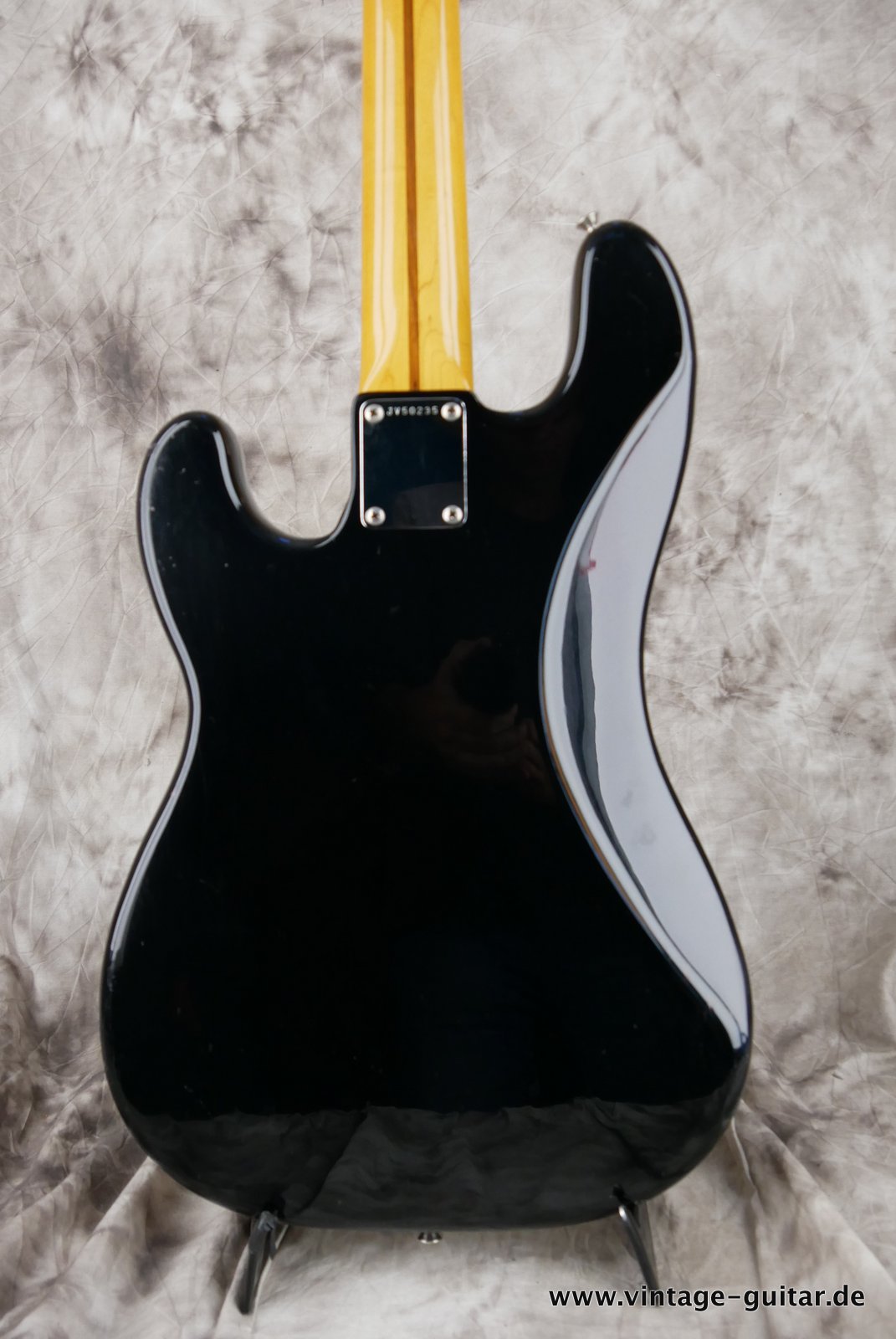 Fender-Squier-JV-Series-Precision-Bass-1983-004.JPG