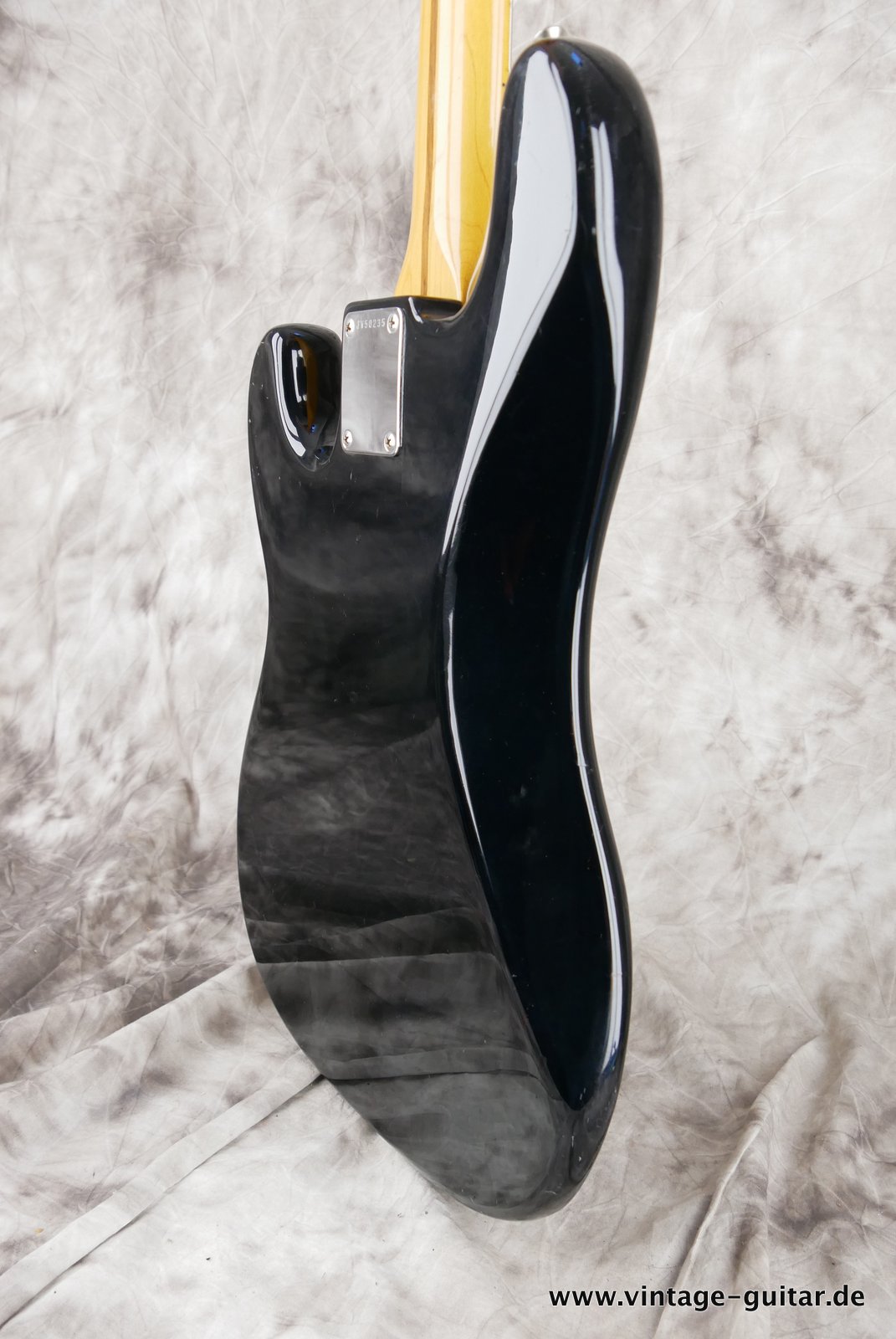 Fender-Squier-JV-Series-Precision-Bass-1983-008.JPG