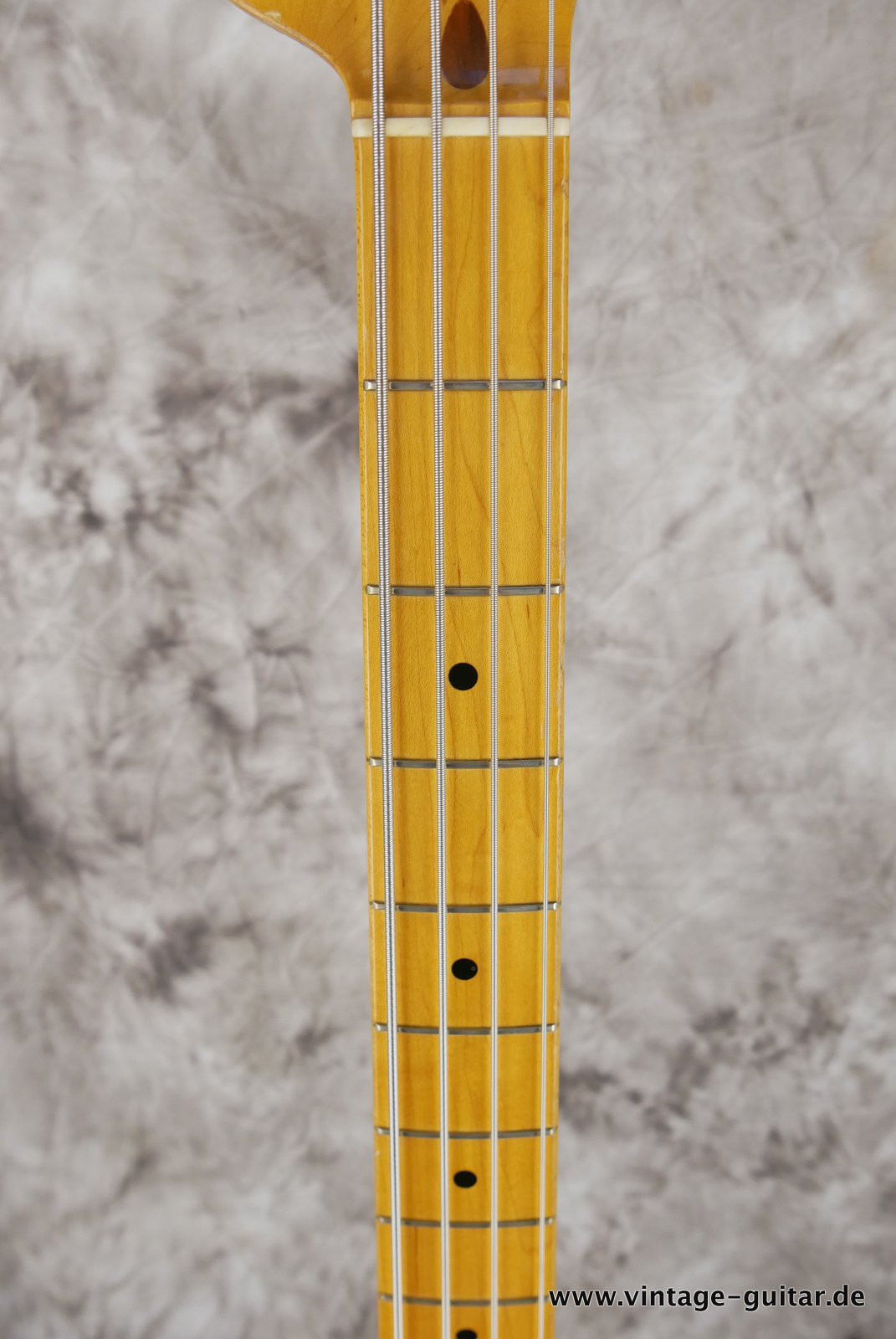 Fender-Squier-JV-Series-Precision-Bass-1983-011.JPG