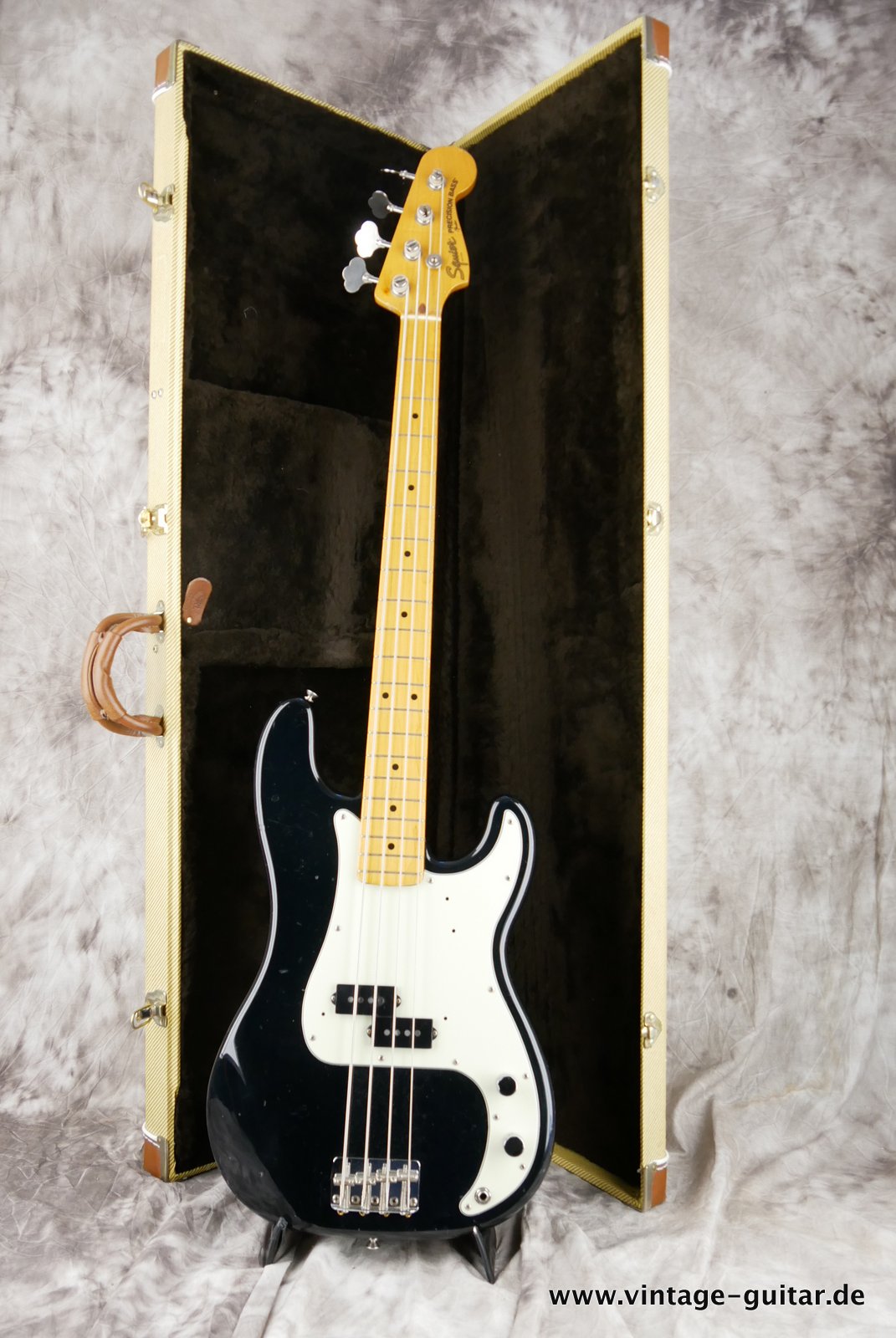 Fender-Squier-JV-Series-Precision-Bass-1983-018.JPG