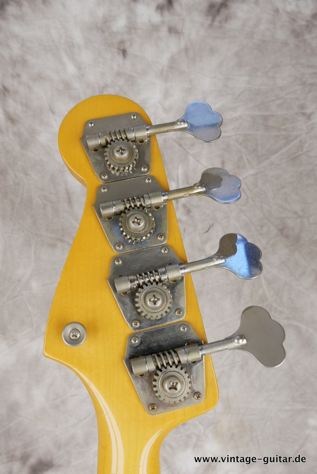Fender-Jazz-Bass-Squier-JV-1982-sunburst-010.JPG