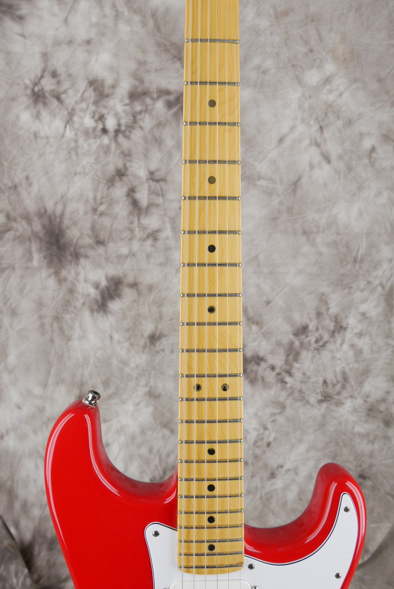 Fender_Stratocaster_US_Standard_hot_rod_red_2001-011.JPG