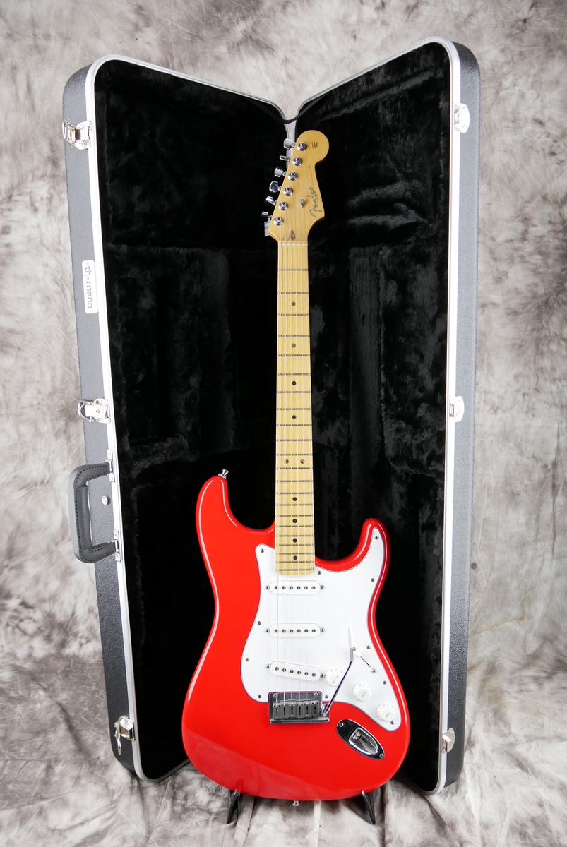 Fender_Stratocaster_US_Standard_hot_rod_red_2001-013.JPG