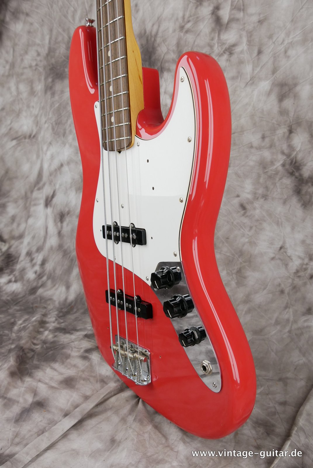 Fender-Jazz-Bass-64-Custom-Shop-Reissue-fiesta-red-006.JPG