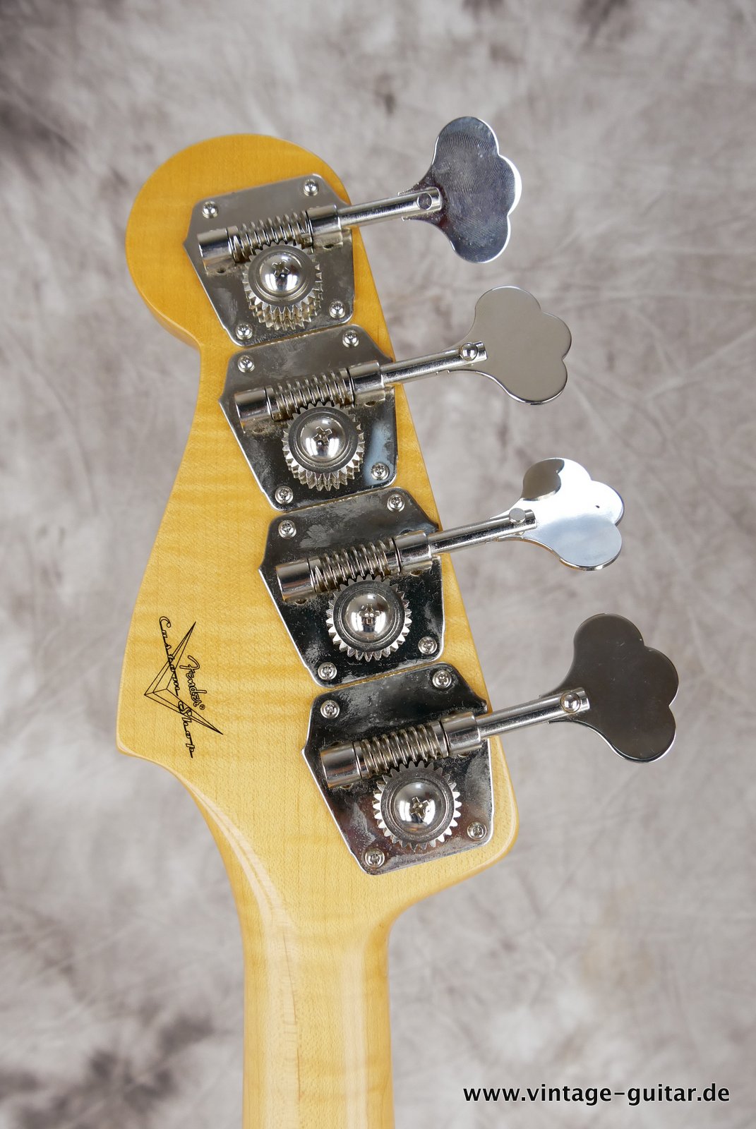 Fender-Jazz-Bass-64-Custom-Shop-Reissue-fiesta-red-010.JPG