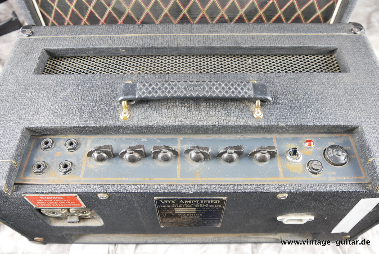 Vox-AC50-1966-black-010.JPG