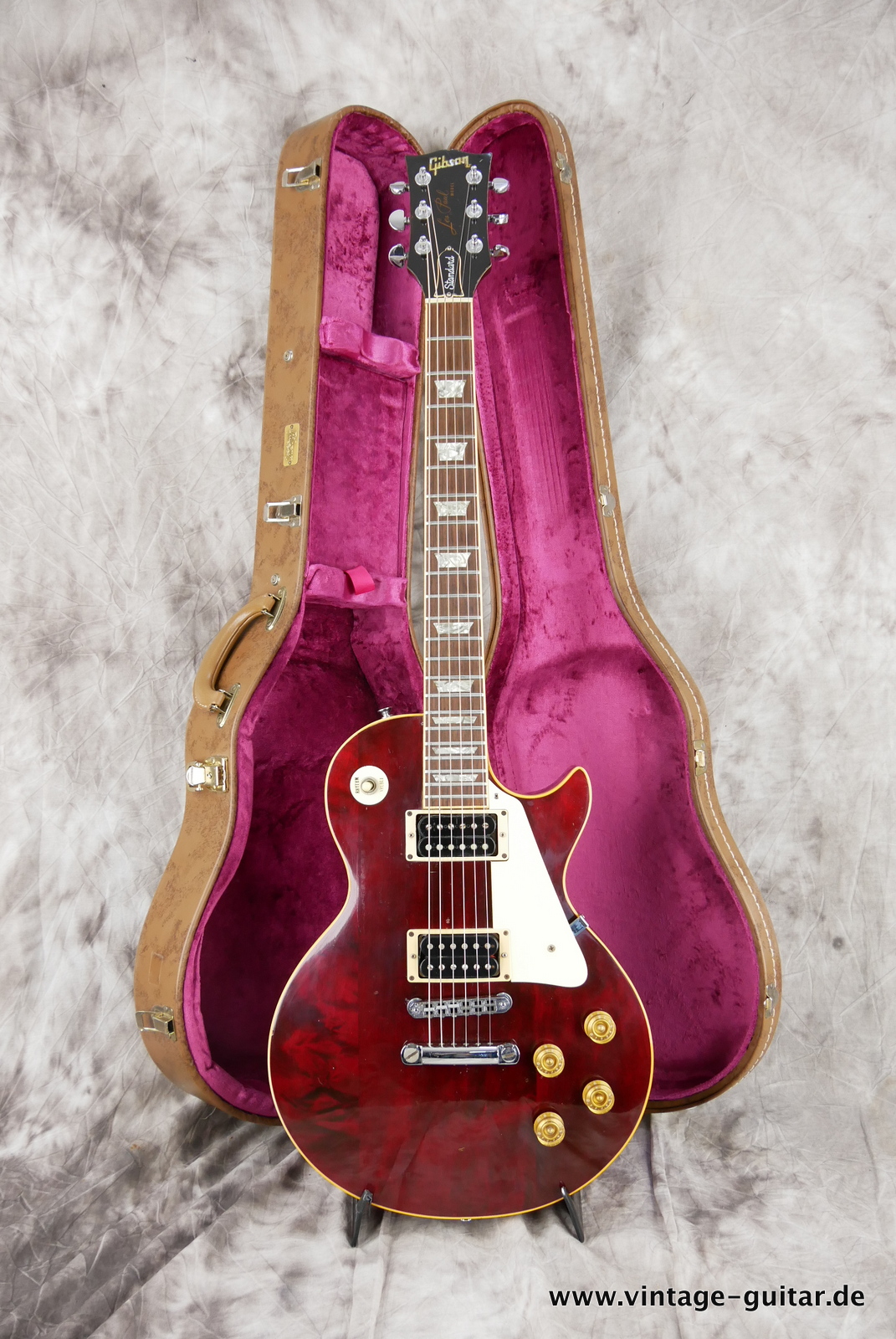 Gibson-LPStandard-winered-1976-016.JPG