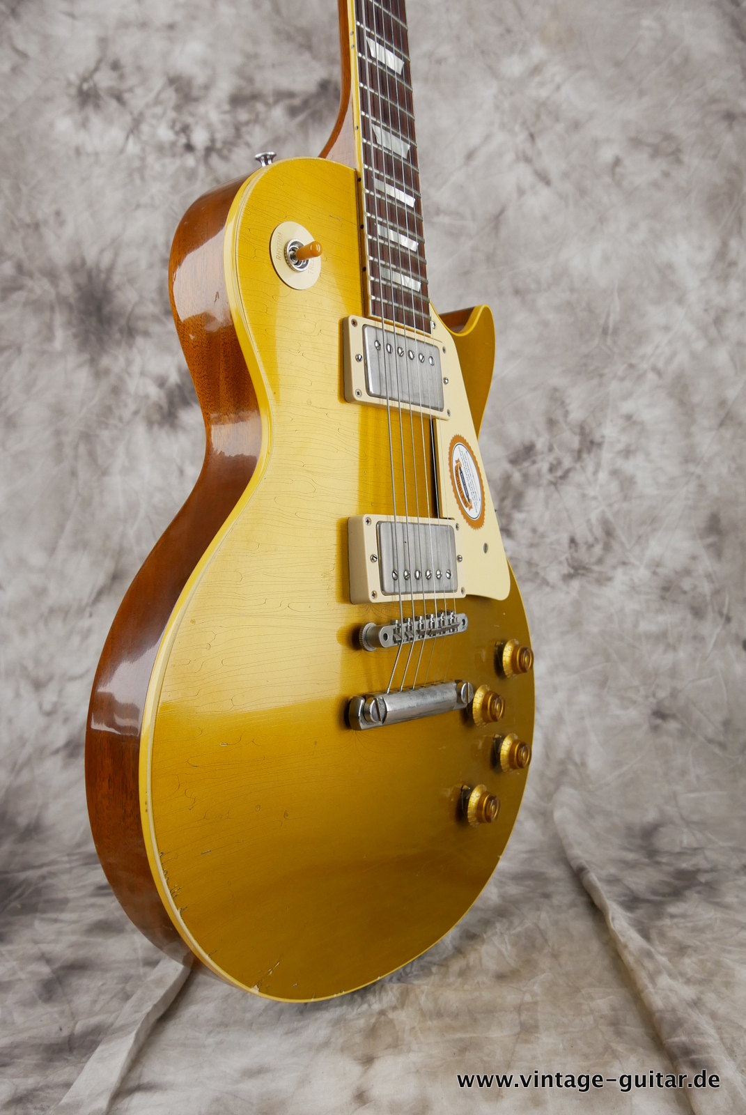Gibson-Les-Paul-1957-True-Historic-2016-Goldtop-Murphy-Aged-009.JPG