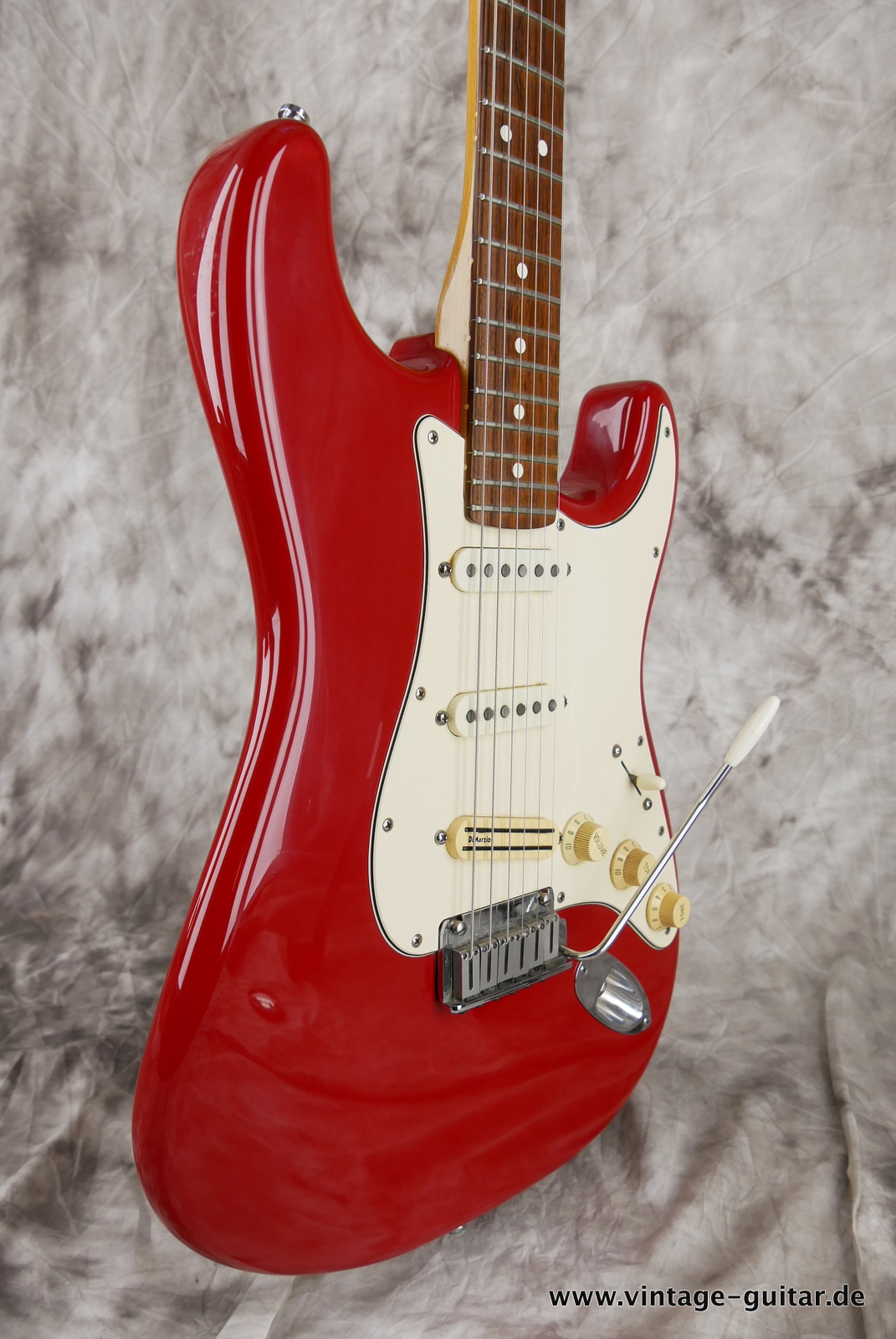Fender-Stratocaster-1987-dakota-red-004.JPG