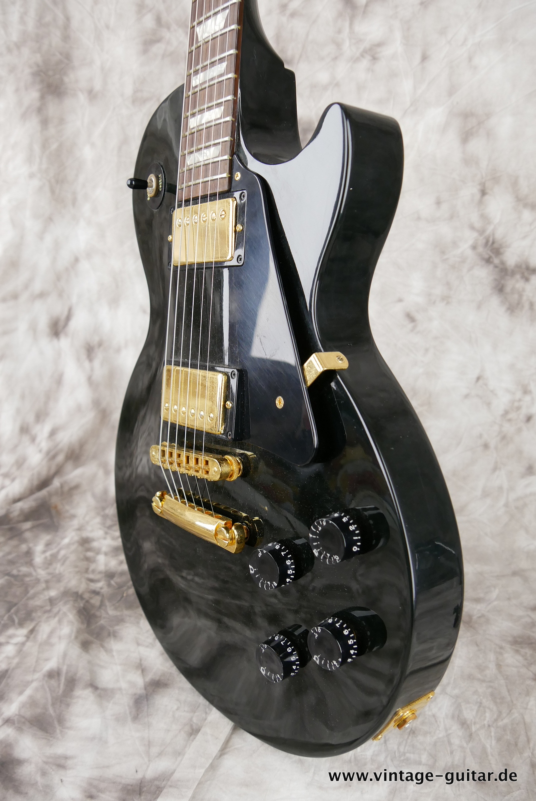 Gibson-Les-Paul-Studio-1995-black-006.JPG
