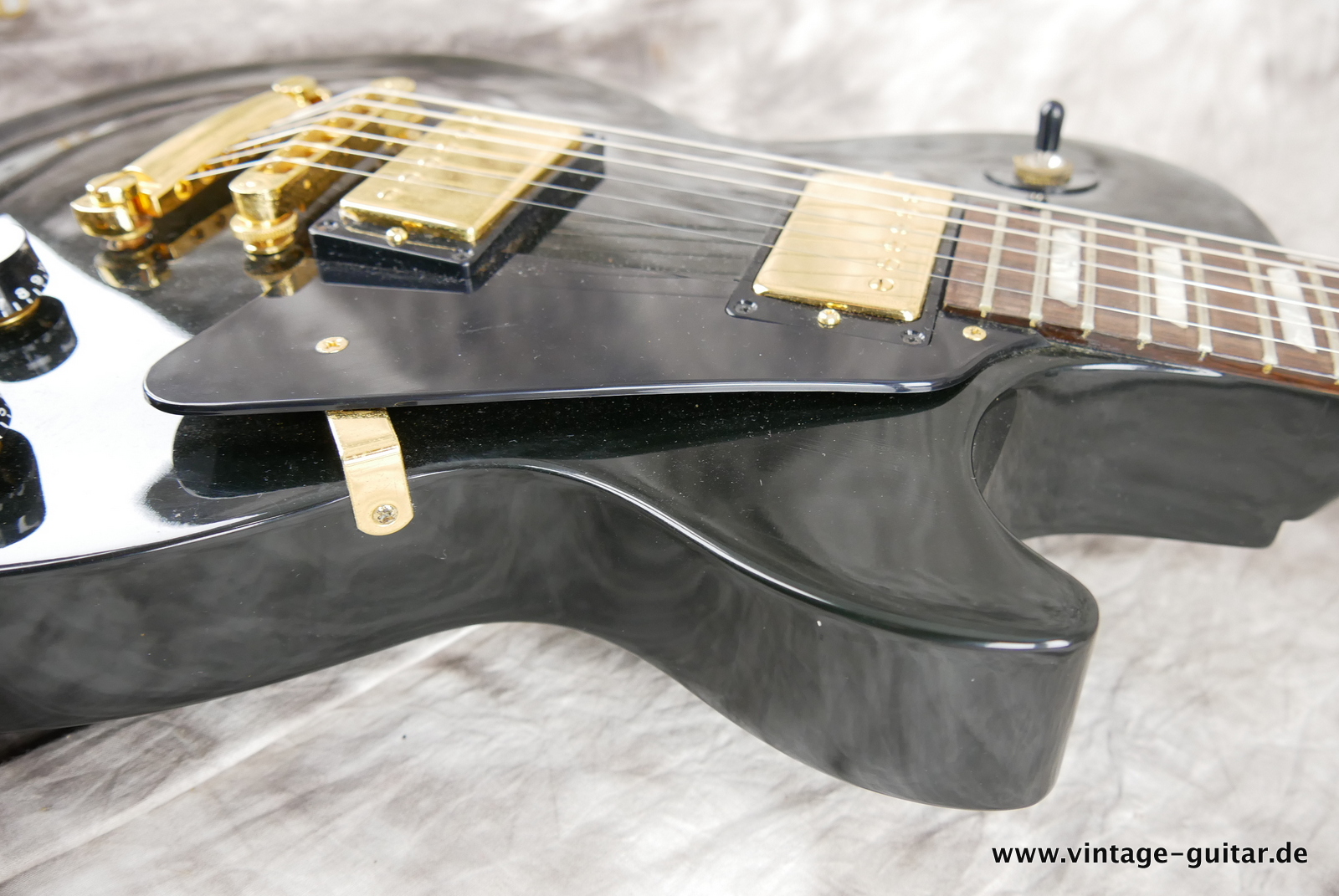 Gibson-Les-Paul-Studio-1995-black-017.JPG