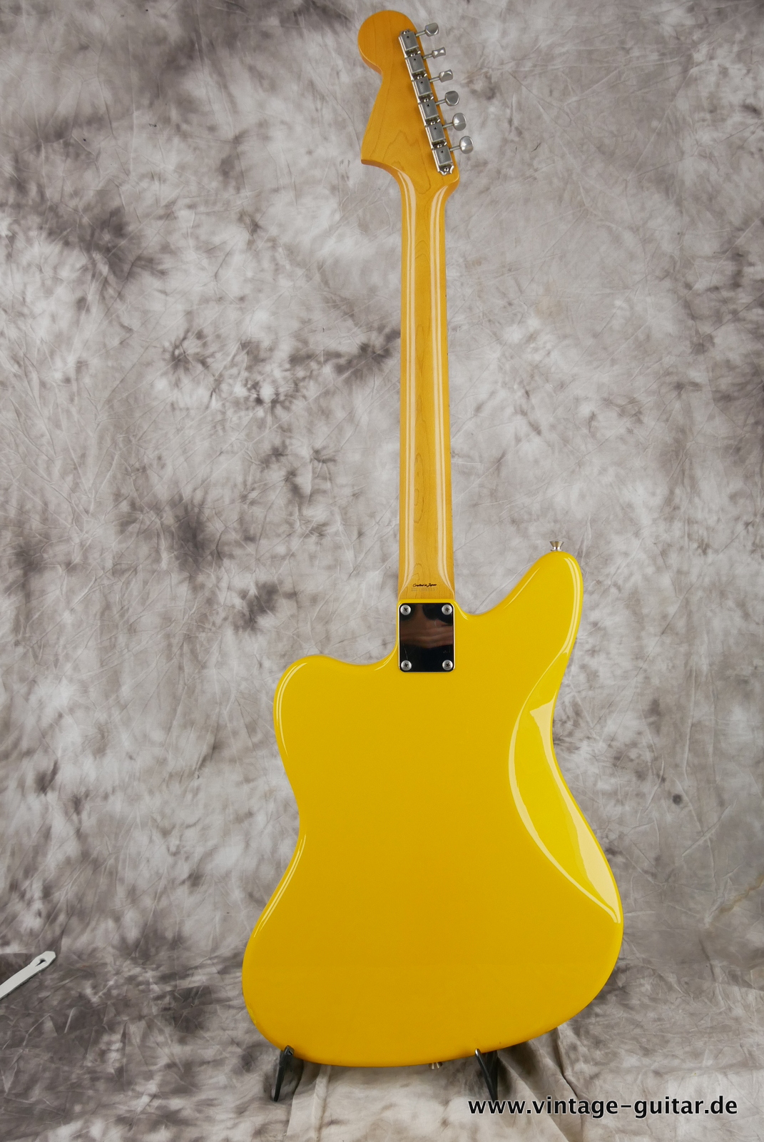 Fender-Jaguar-1998-rebel-yellow-003.JPG