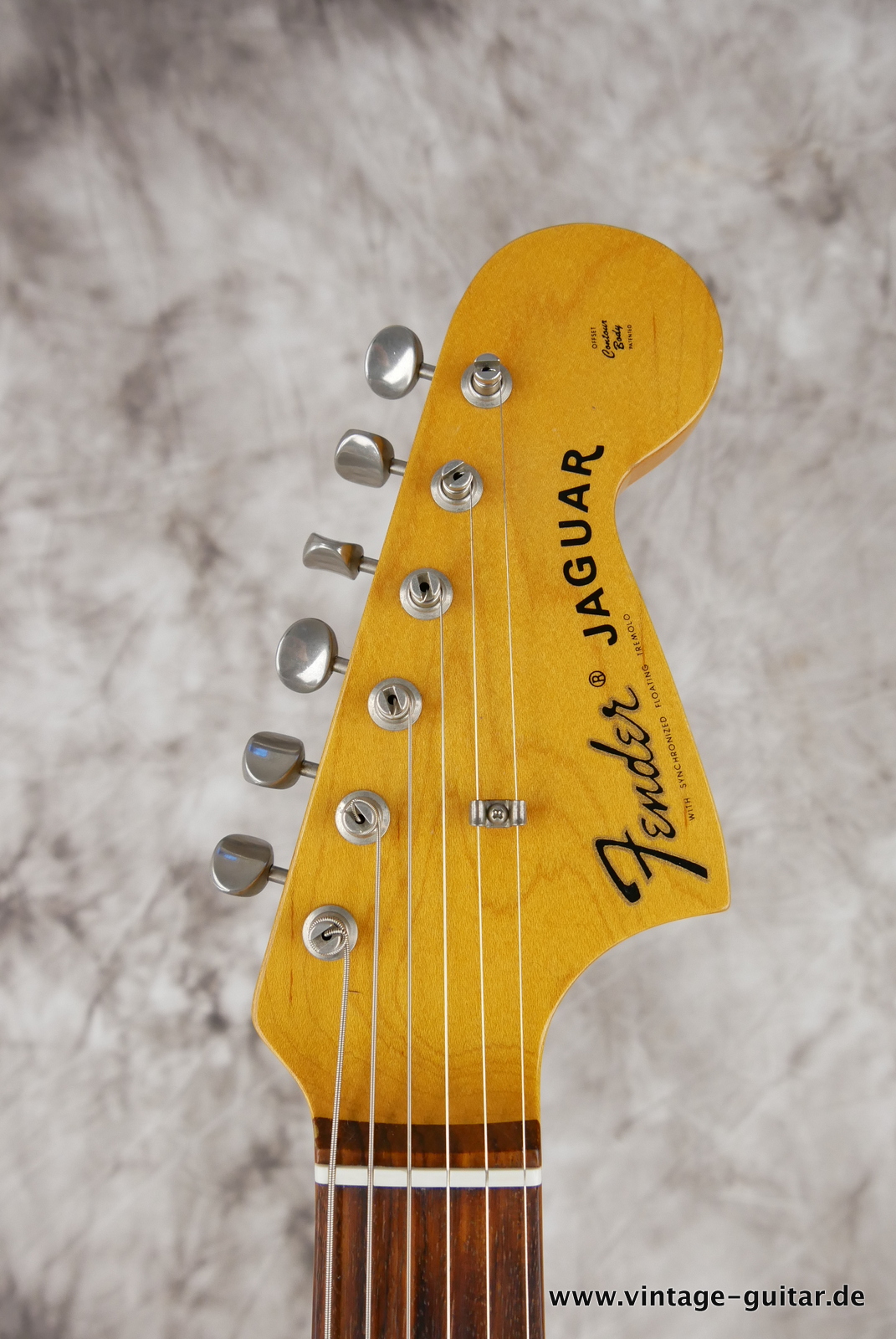 Fender-Jaguar-1998-rebel-yellow-009.JPG
