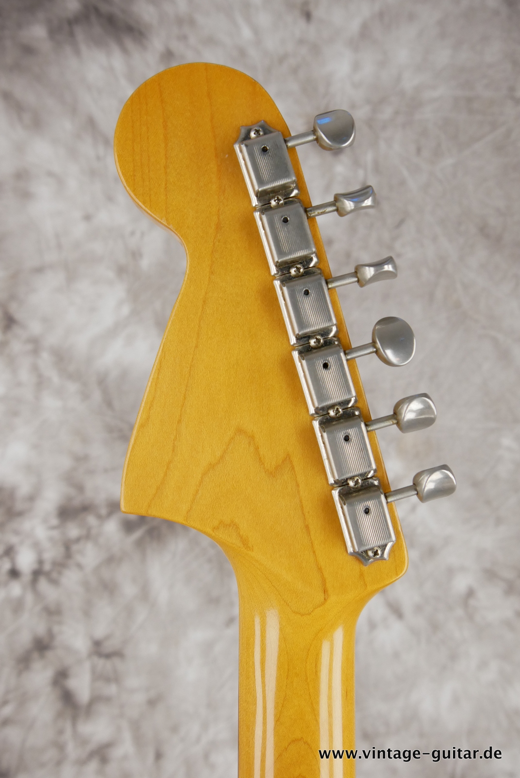 Fender-Jaguar-1998-rebel-yellow-010.JPG