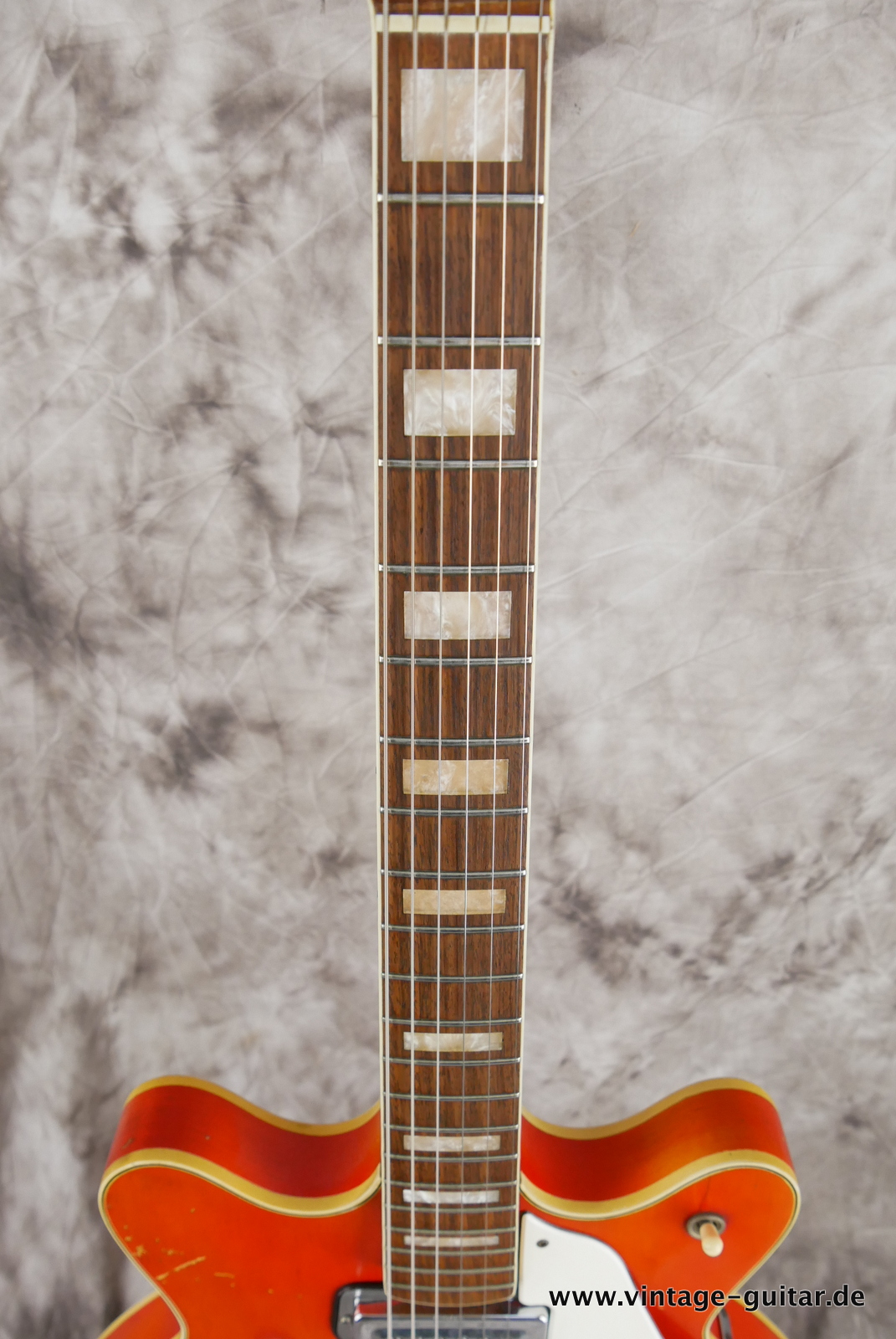 Fender-Coronado-II-1966-orange-011.JPG