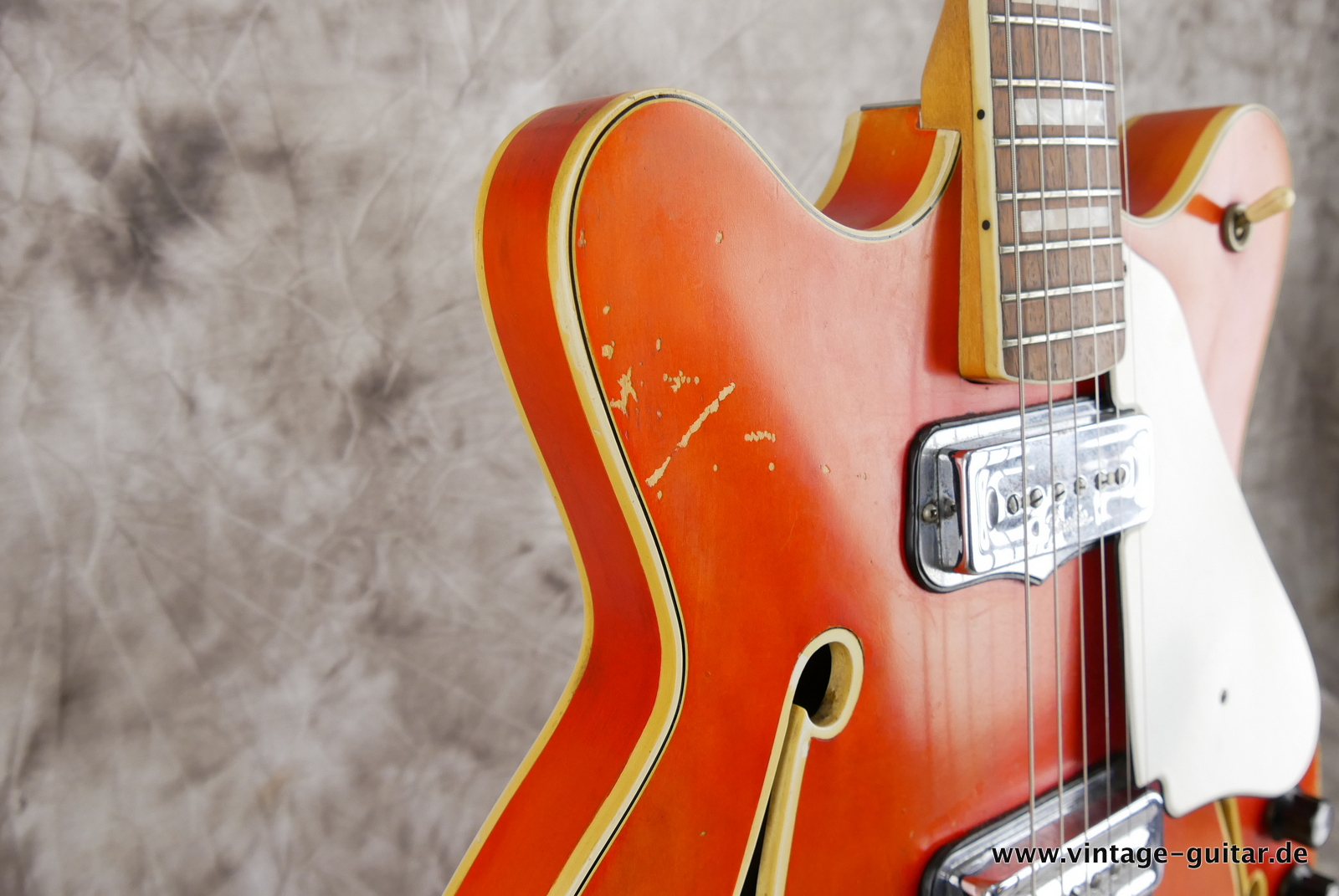 Fender-Coronado-II-1966-orange-015.JPG
