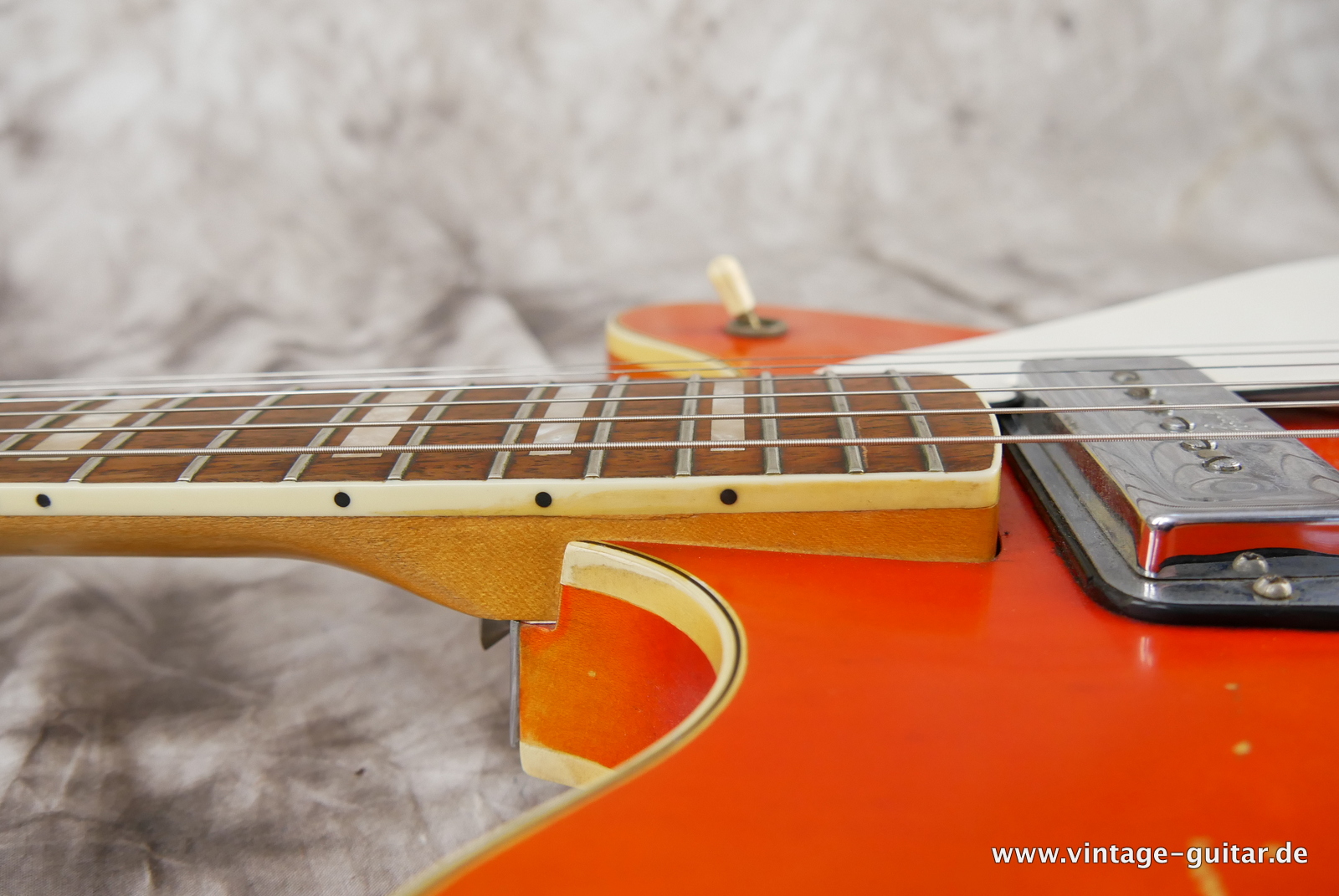 Fender-Coronado-II-1966-orange-021.JPG
