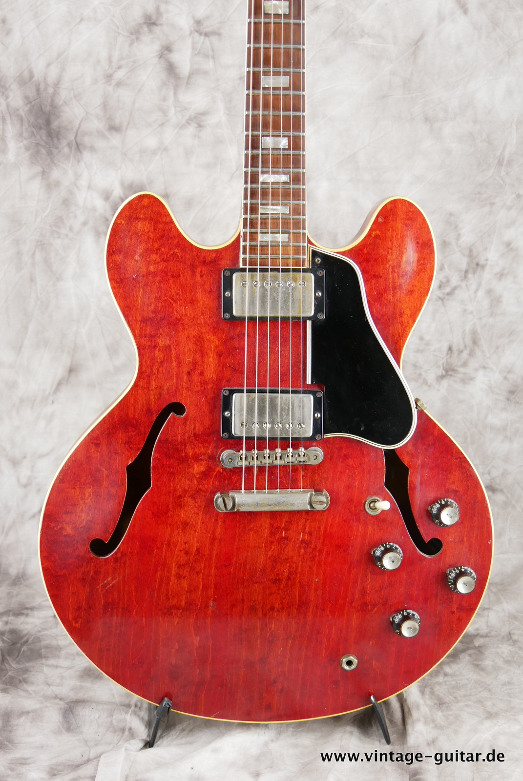 Gibson_ES_335_TDC_Stop_Tailpiece_cherry_1964-003.JPG