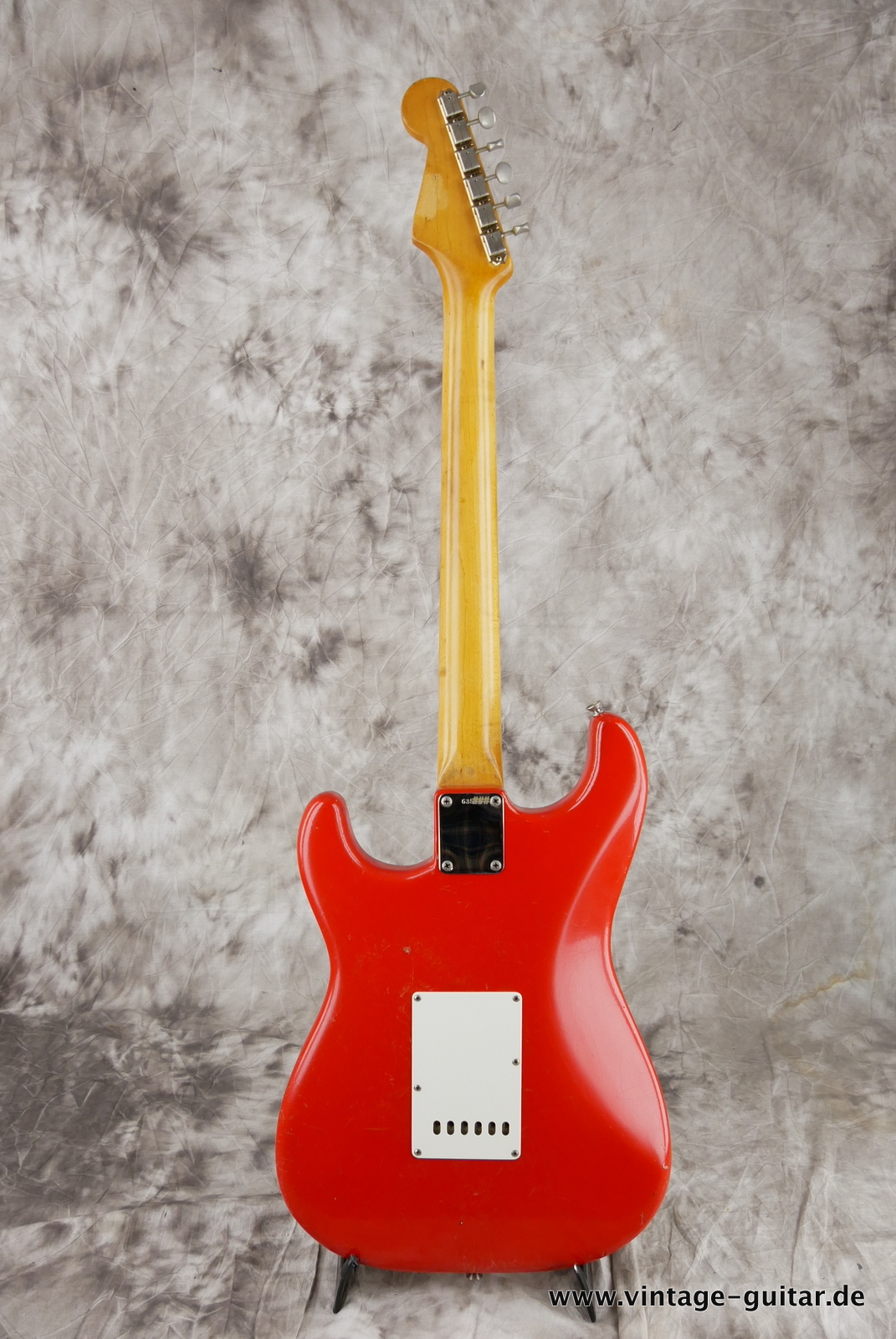 Fender_Stratocaster_fiesta_red_refinished_1961-002.JPG