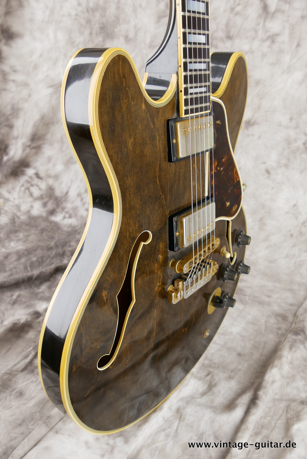 Gibson_ES_355_TD_stereo_walnut_1980-005.JPG