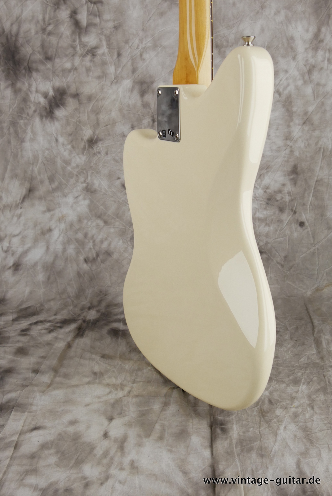 Fender-Jazzmaster-Vintera-60s-2019-olympic-white-008.JPG