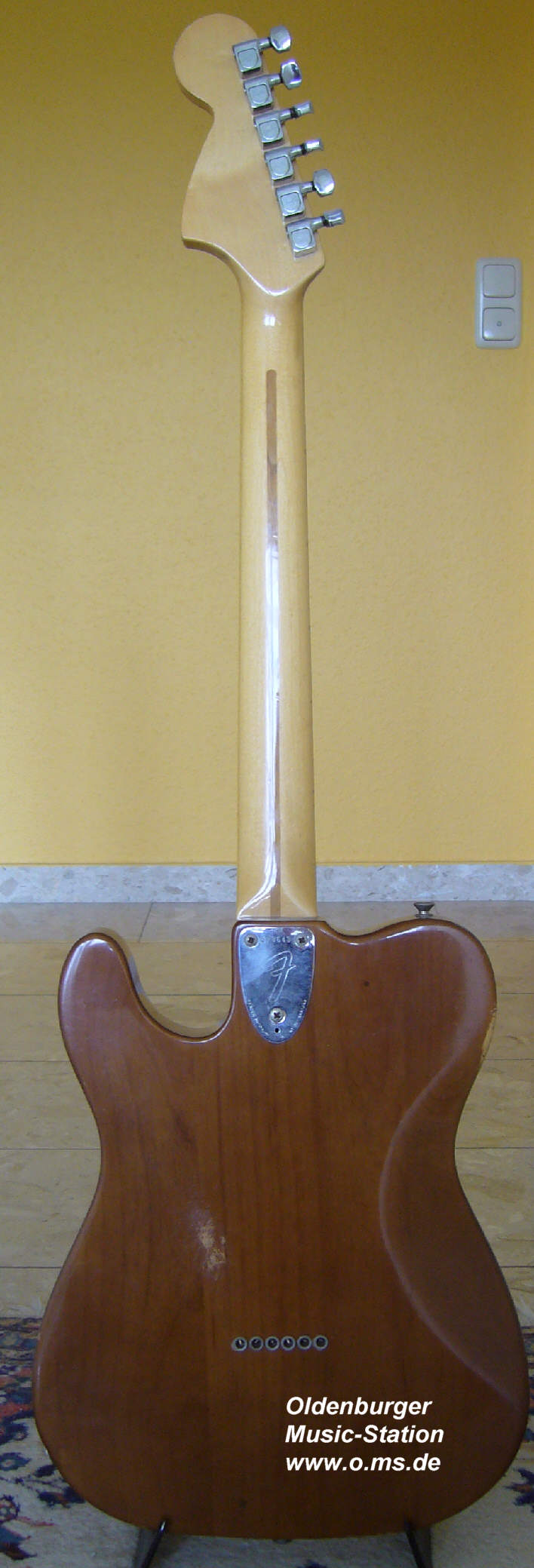Fender-Telecaster-Deluxe-1.jpg